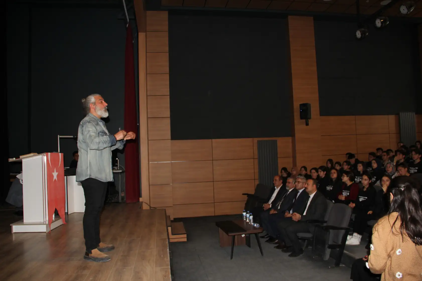 Doğubayazıt'ta kitap günleri yoğun ilgiyle başladı