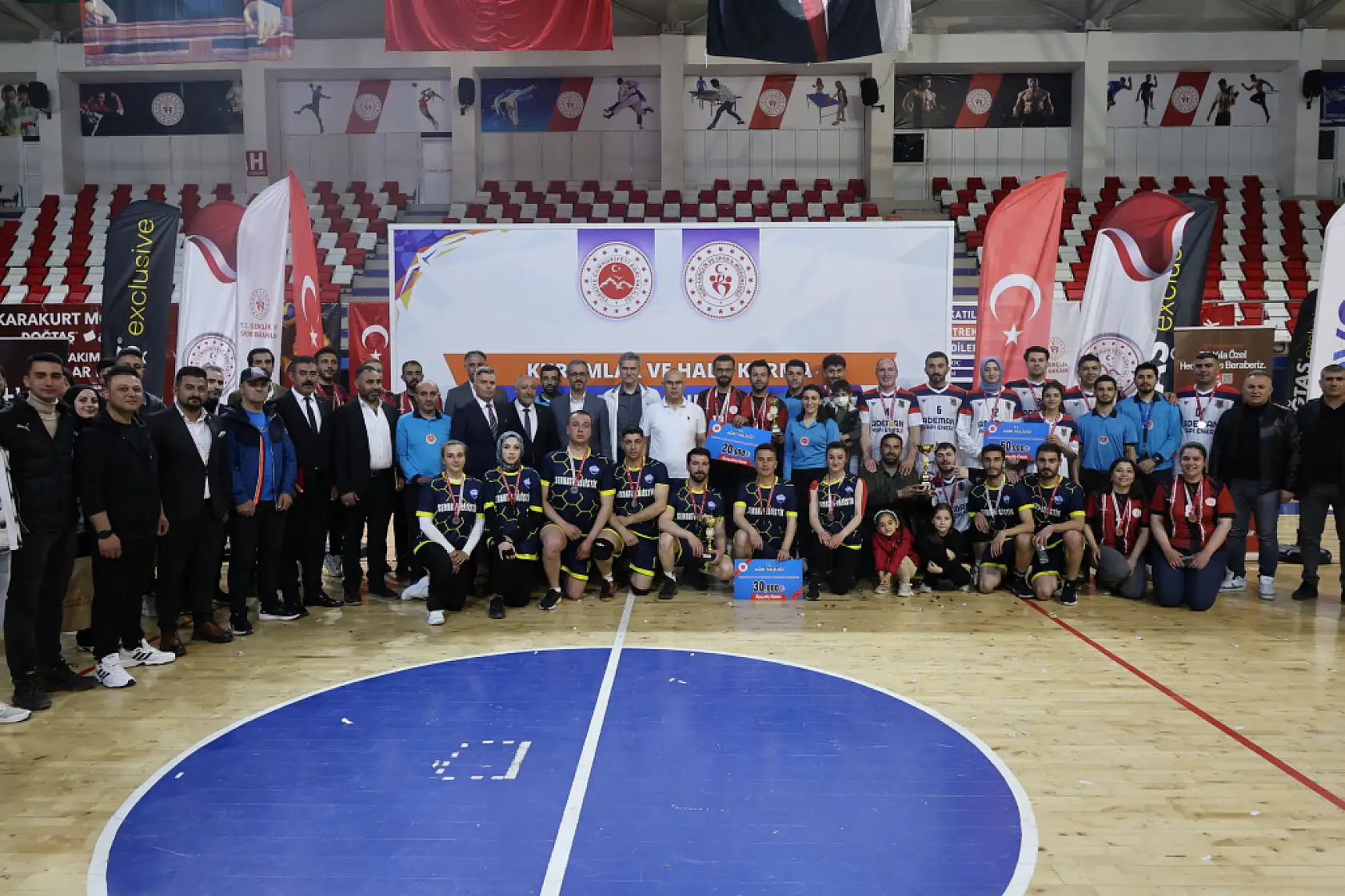 Ağrı'da spora ve gençliğe yönelik katılımcı etkinlikler aralıksız sürdürülüyor