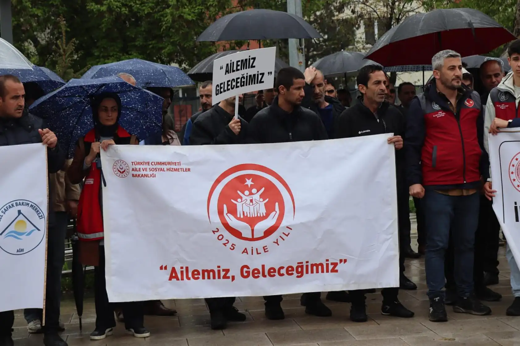 Ağrı sokaklarında vatandaşlar bu kez 'aile' için yürüdü