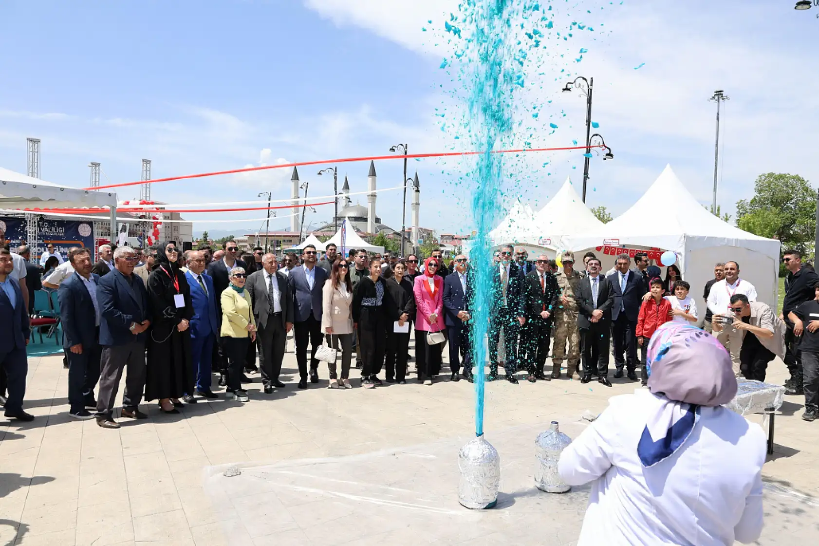 Ağrı Doğa Koleji öğrencileri bilimi sokağa taşıdı