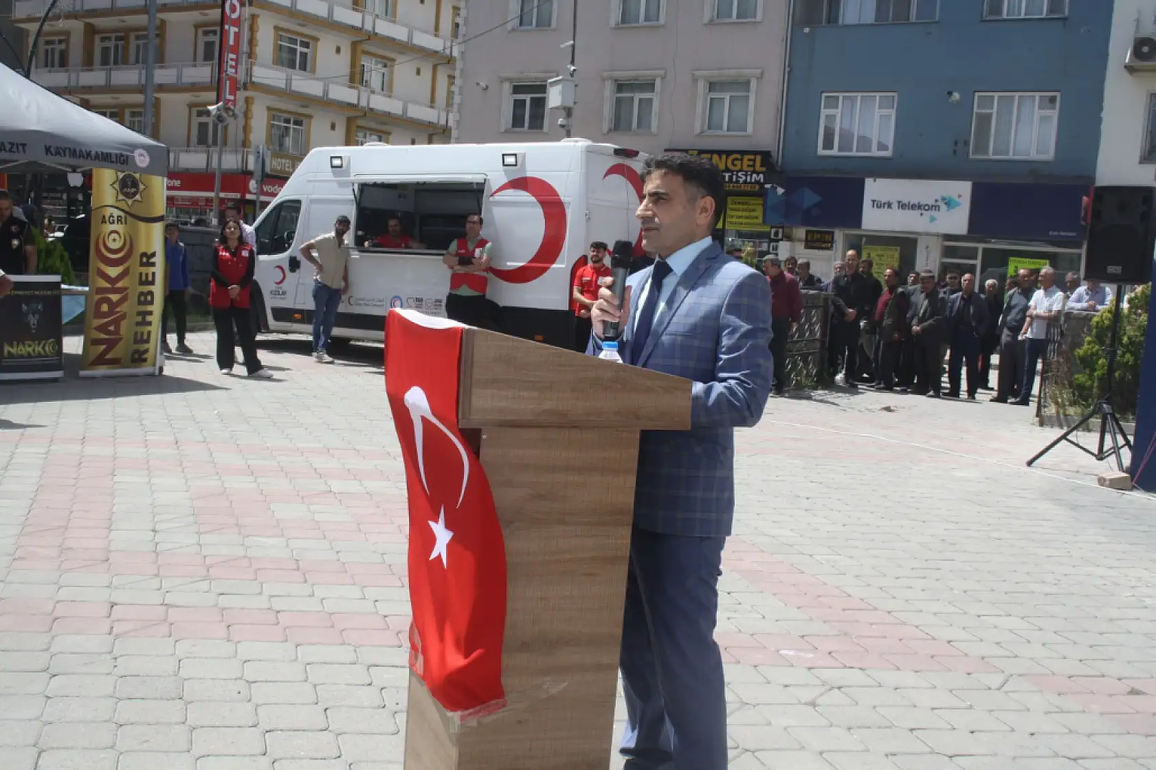 Doğubayazıt'ta kurumlar bağımlılığa karşı güç birliği yaptı