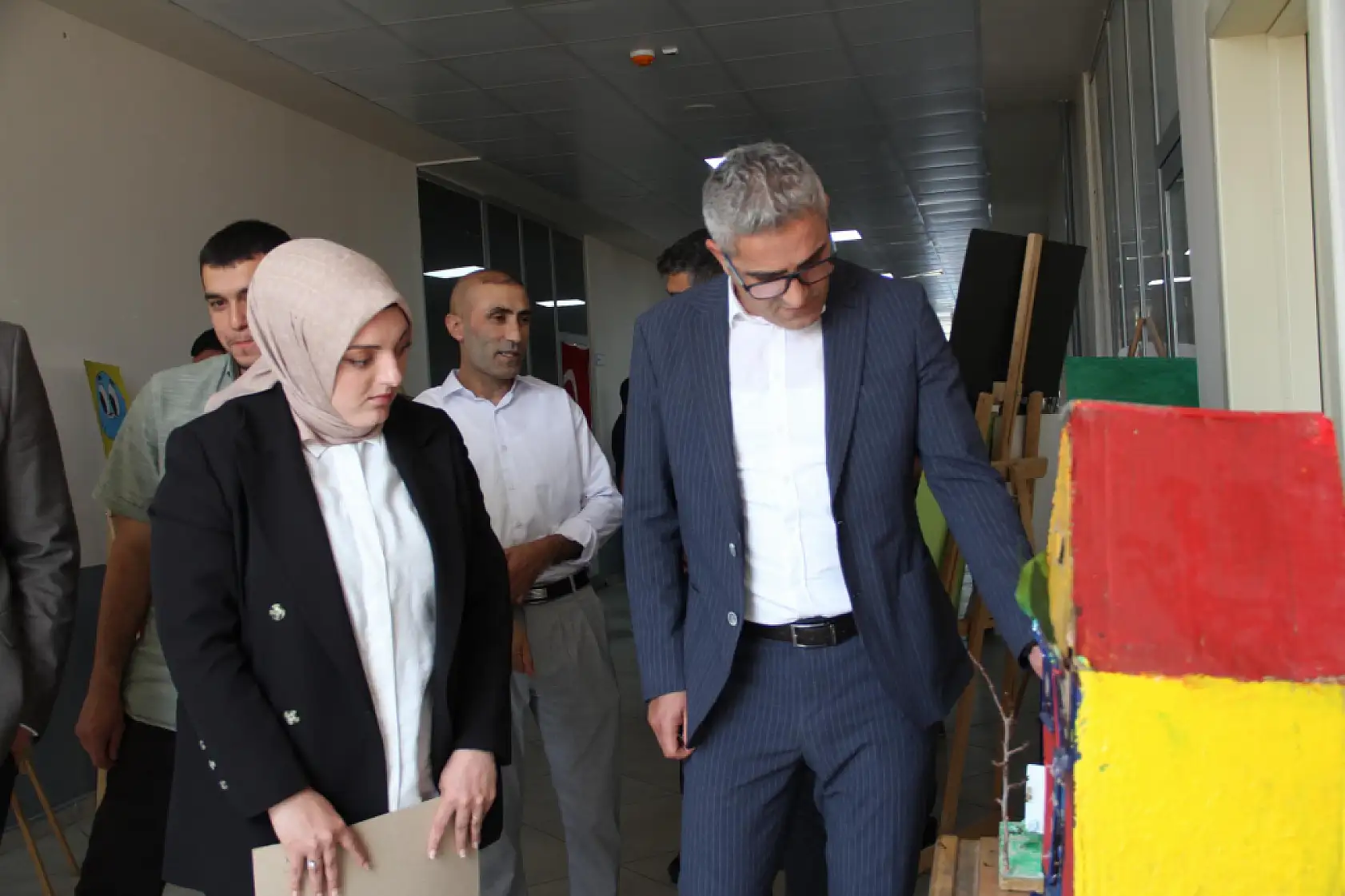 Doğubayazıtlı öğrencilerden yıl sonuna şiir ve sanatla veda