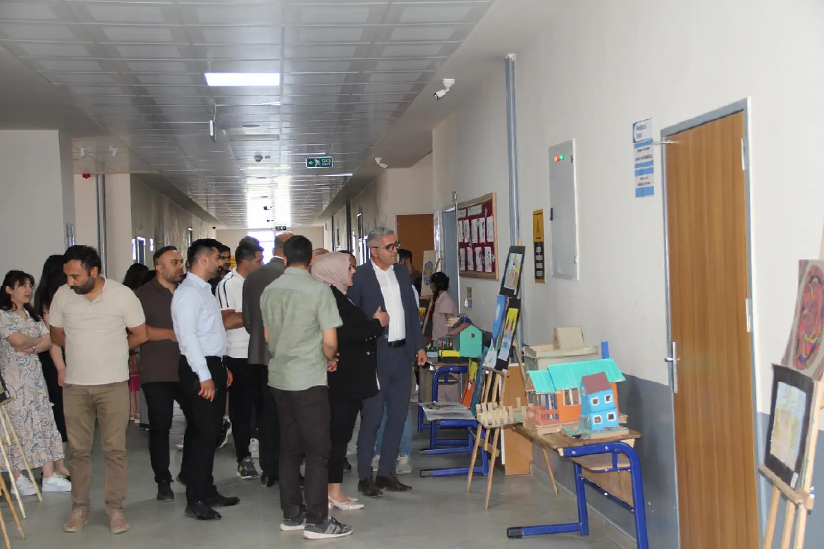 Doğubayazıtlı öğrencilerden yıl sonuna şiir ve sanatla veda