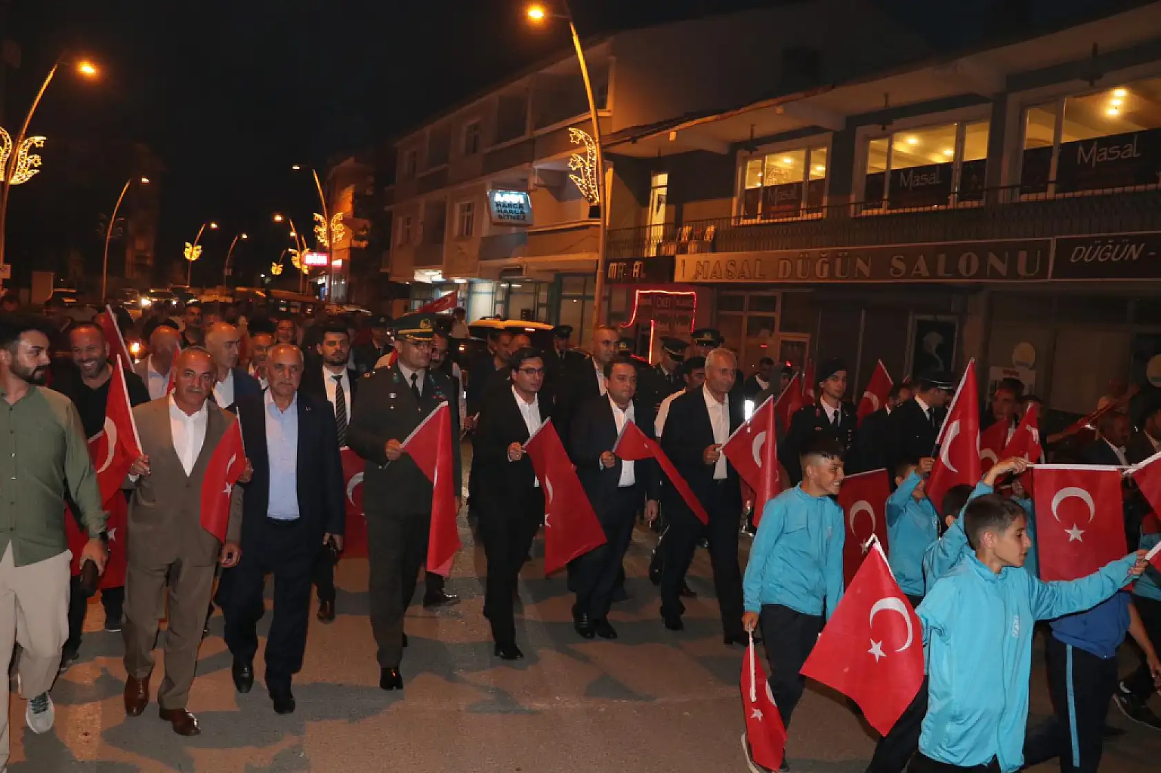 Eleşkirt 15 Temmuz'u birlik içinde andı!