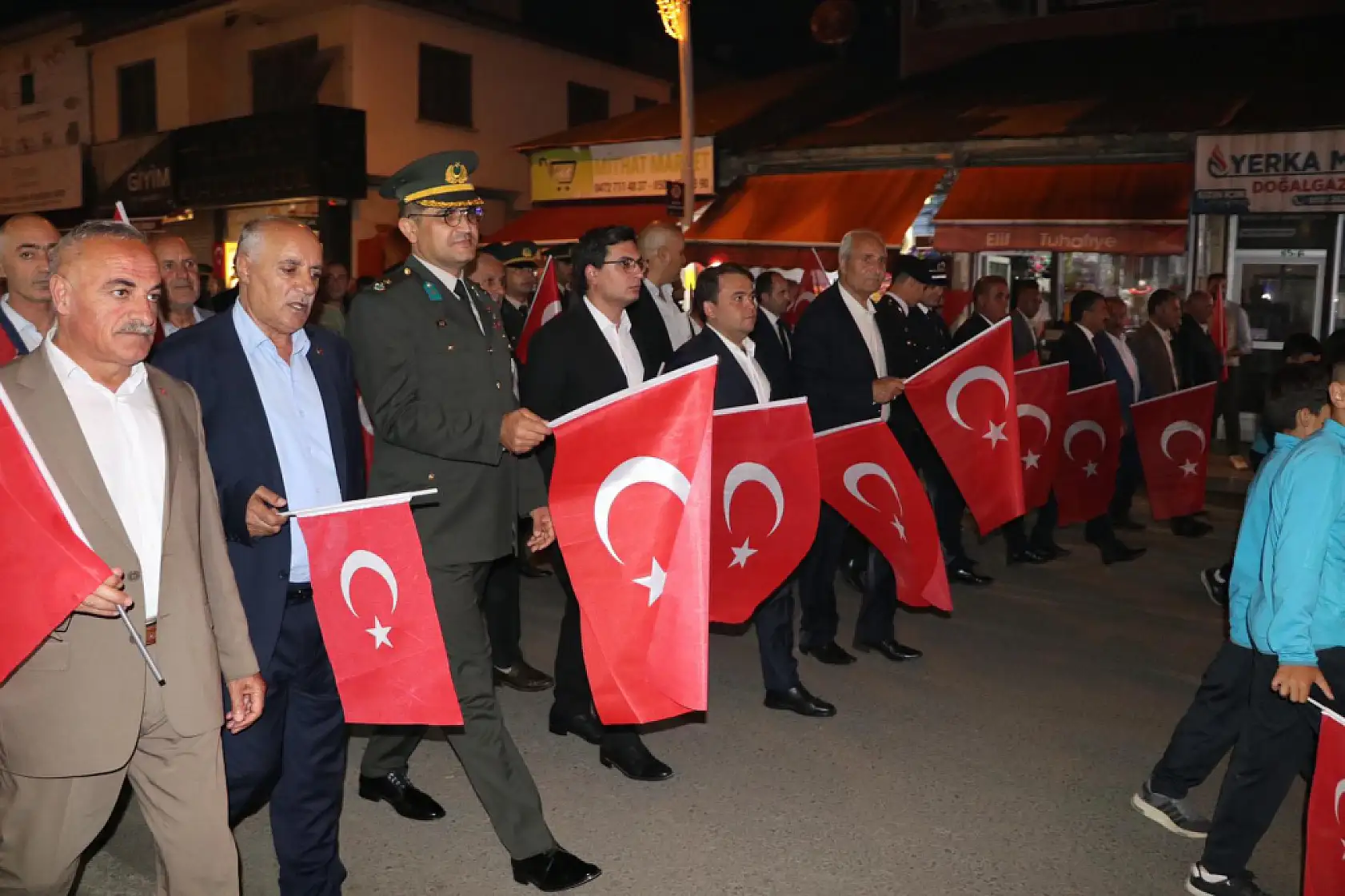 Eleşkirt 15 Temmuz'u birlik içinde andı!