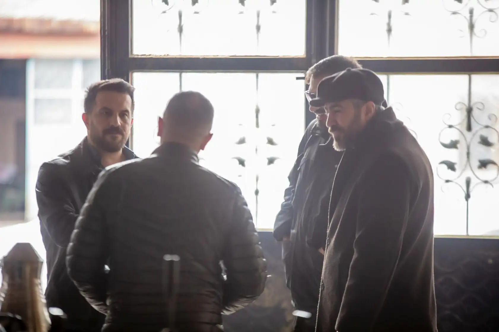 Tahtaya şekil verirken hayata söz yazdı, Ağrı'dan yeni bir müzik hikâyesi doğdu