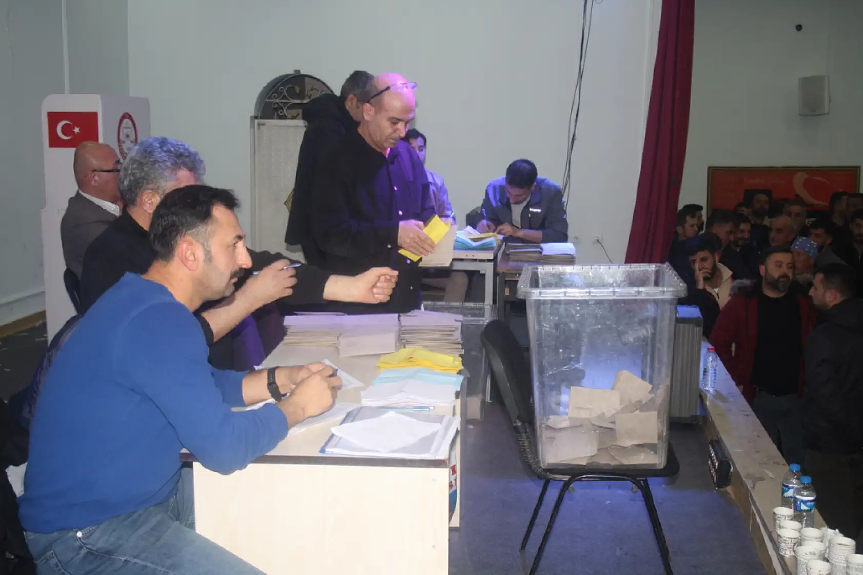 Doğubayazıt Şoförler Odası'nda yeni başkan belli oldu