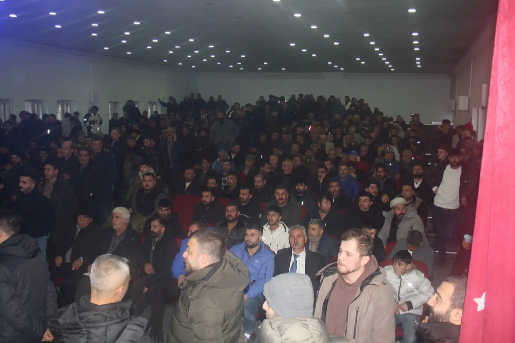 Doğubayazıt Şoförler Odası'nda yeni başkan belli oldu