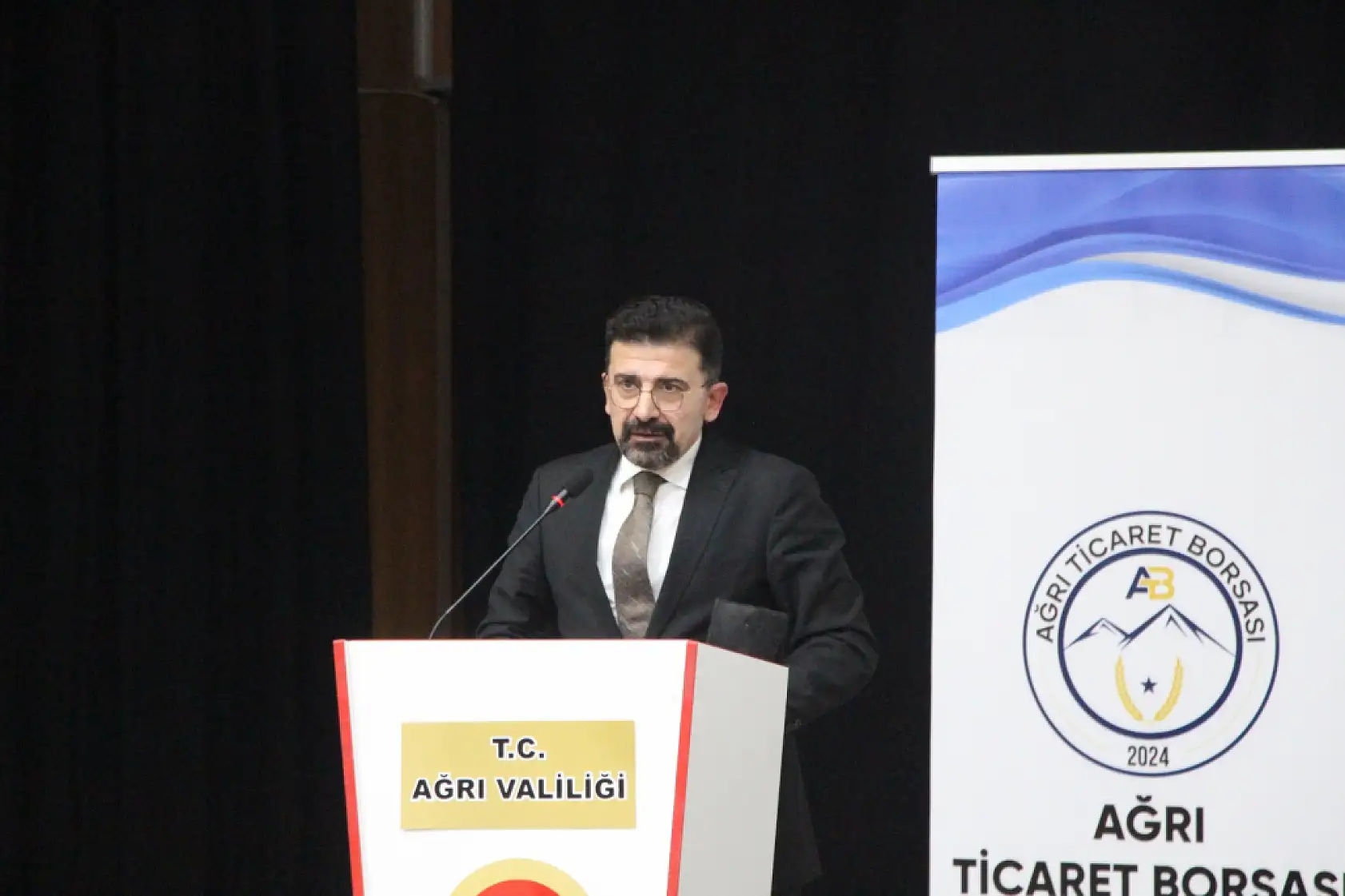 Kadın girişimciler Ağrı'da deneyimlerini paylaştı