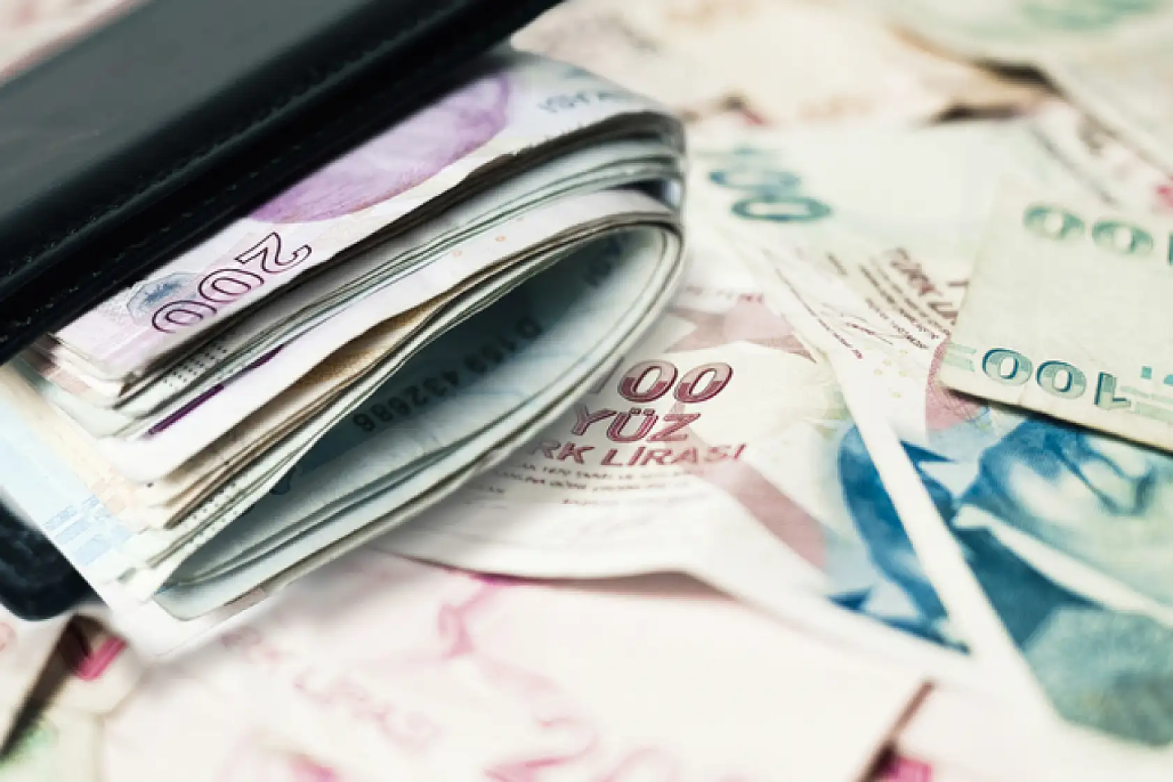 Ağustos'ta emekli promosyonları güncellendi: En yüksek tutar 27 bin TL! Hangi banka kazanıyor?