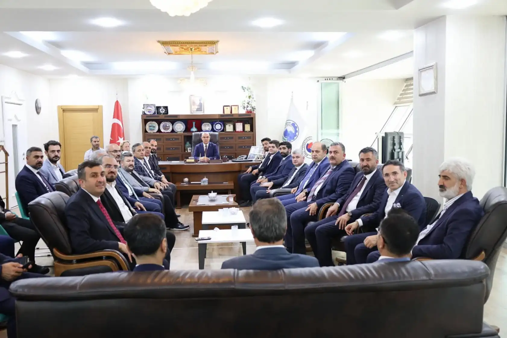 Vali Koç ve ASKON heyetinden Ağrı Ticaret Odası'na ziyaret