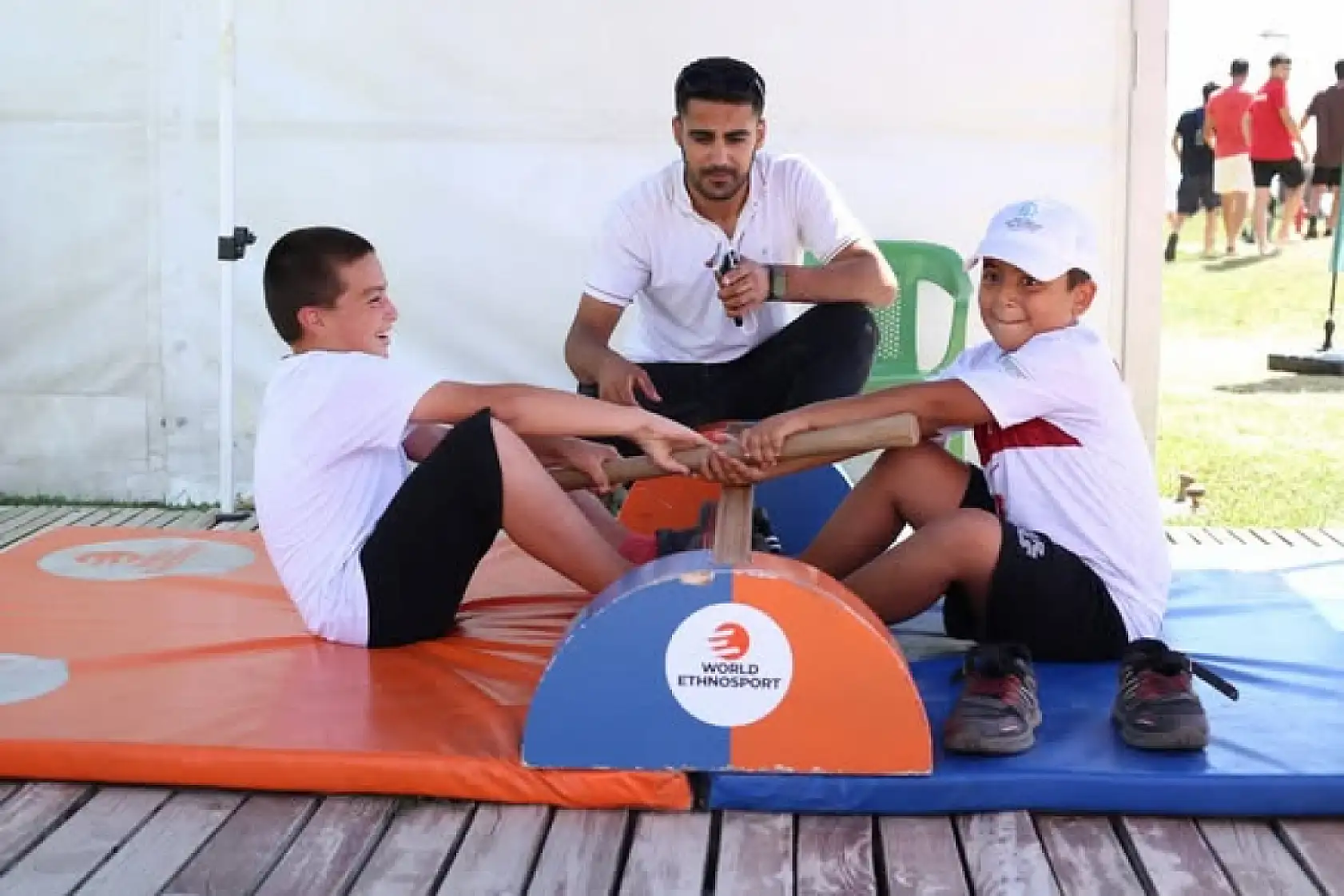 Bitlis'te 1071 Malazgirt Zaferi'nin 954. Yıl Dönümü Coşkuyla Anıldı