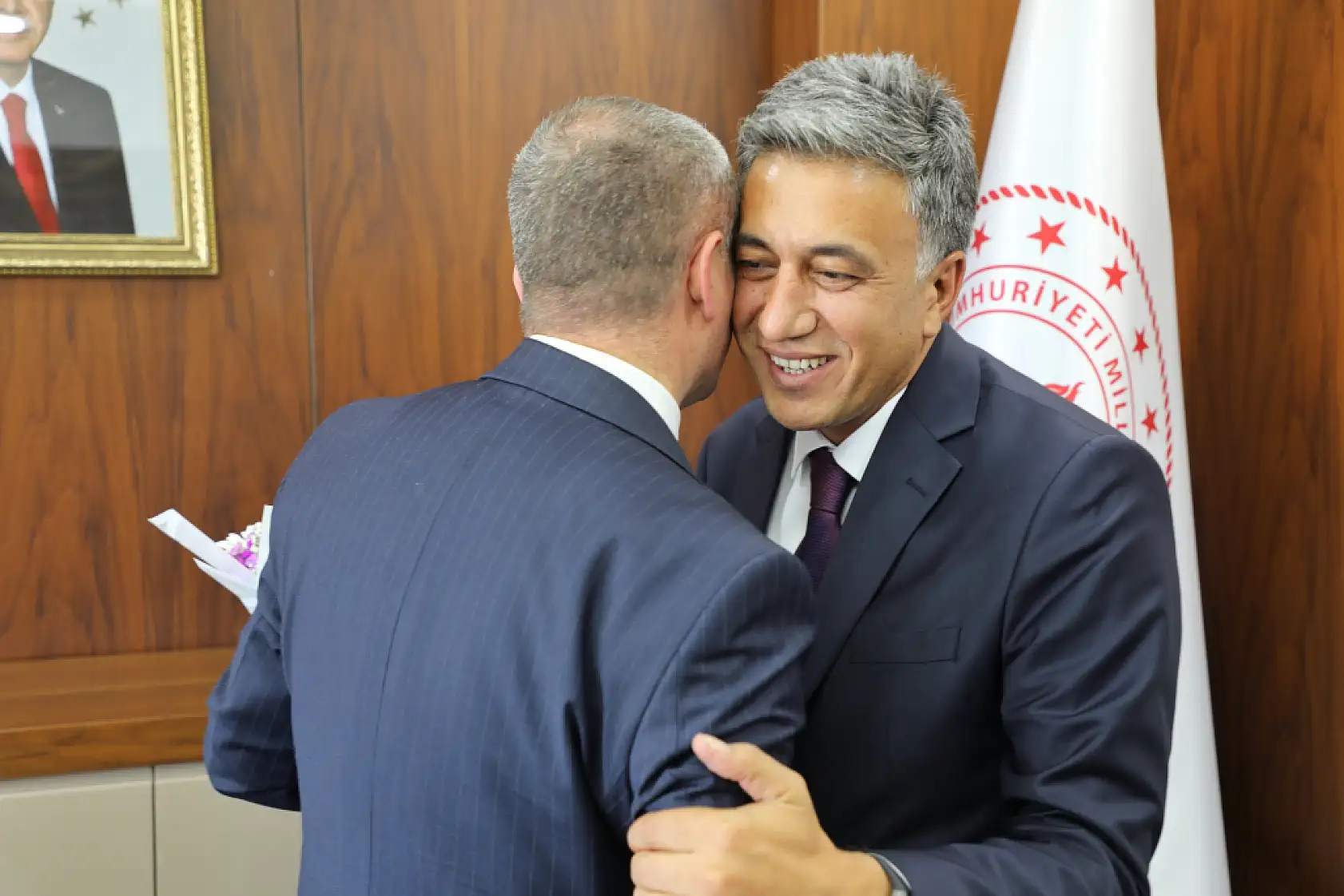 Abdulhaluk Çakan Ağrı İl Milli Eğitim Müdürü olarak görevine başladı