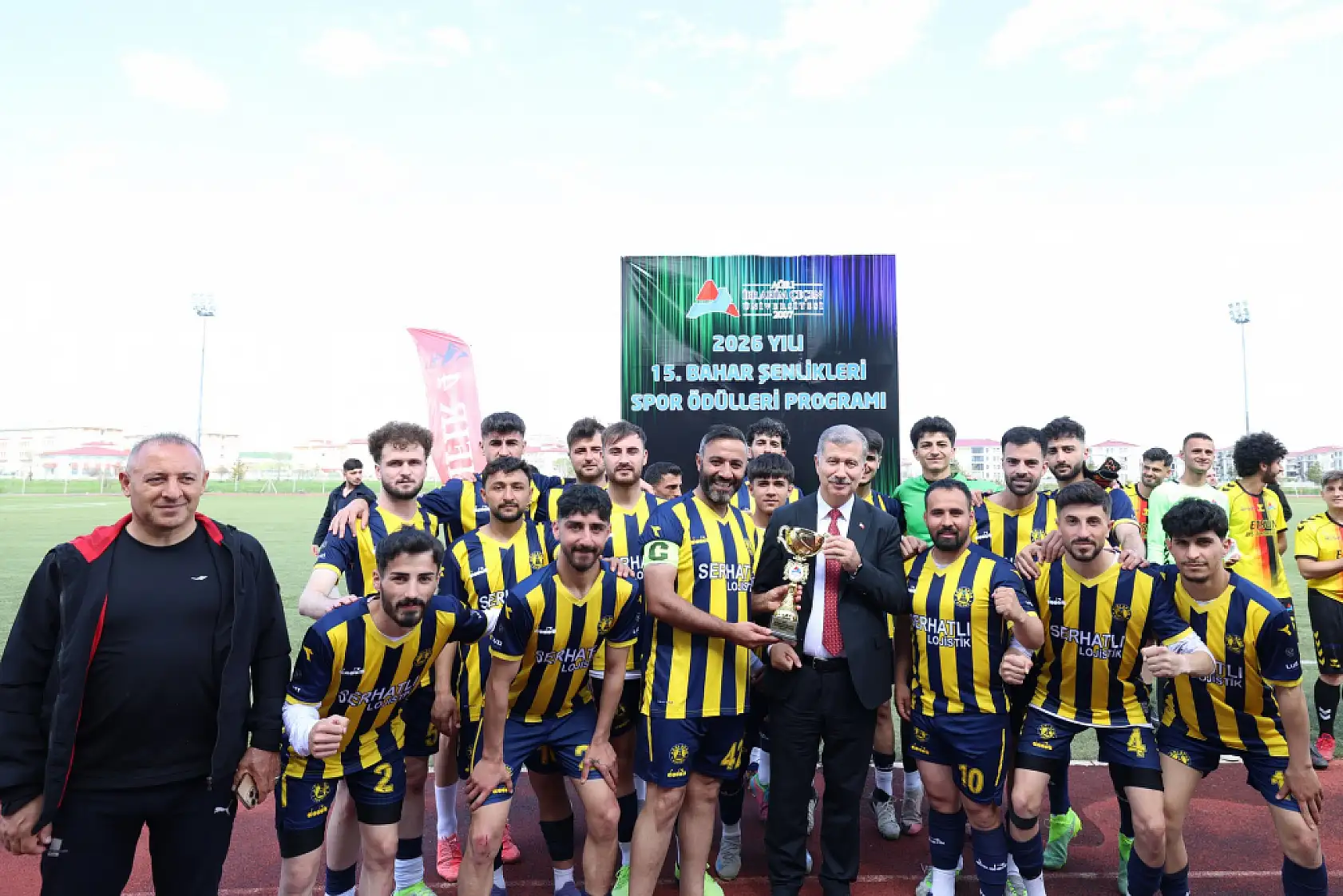 AİÇÜ'de Bahar Şenlikleri coşkusu ödül töreniyle taçlandı