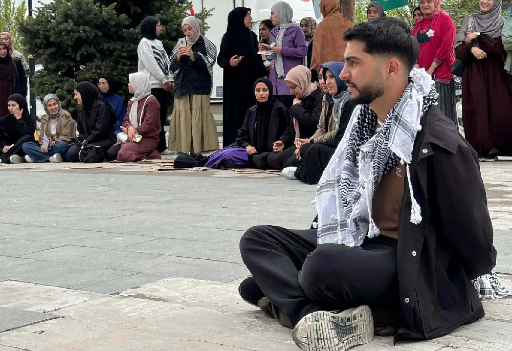 Filistin'in sesi Ağrı'dan yükseldi üniversite gençliği Filistin'i unutmadı!