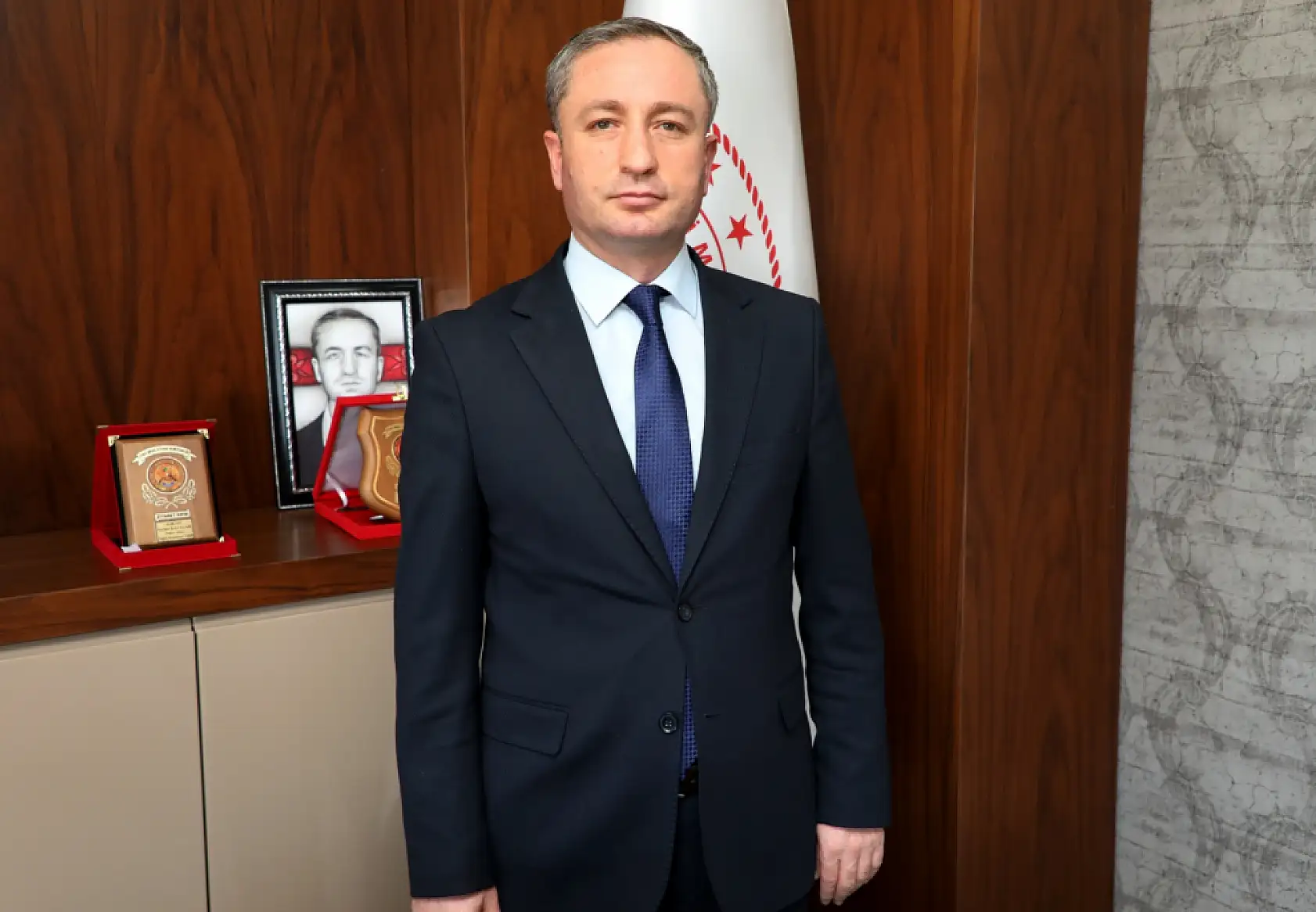 İkinci dönemin ilk dersi bayrak sevgisi oldu