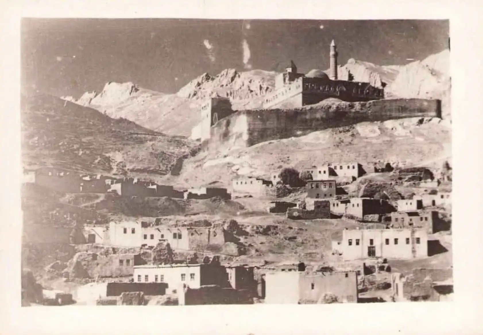 Eskilerle Ağrı: Karaköse'den Günümüze Bir Nostalji Yolculuğu
