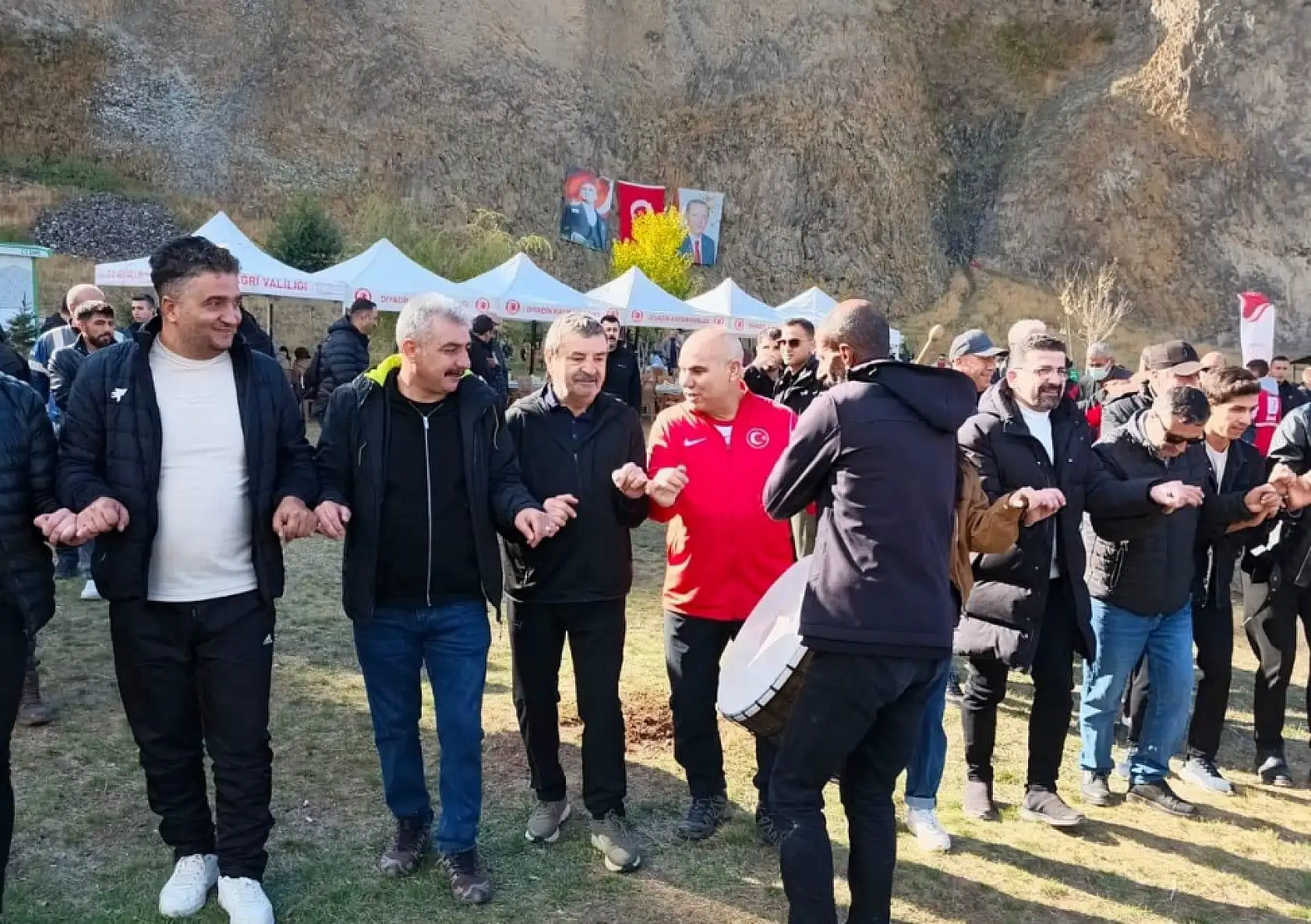 Diyadin'de geleneksel kanyon yürüyüşü büyük ilgi gördü
