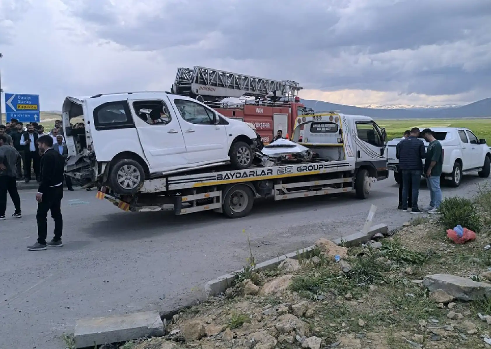 Ağrı Doğubayazıt'tan Van'a giden araç faciayı yaşadı! 4 ölü var