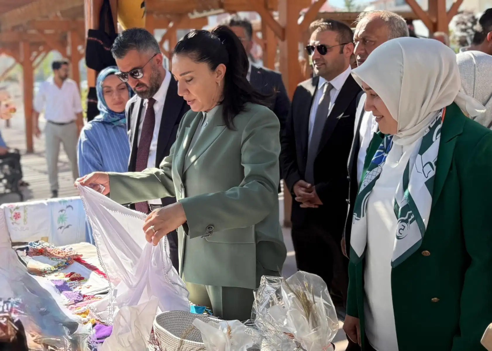 Minik Kerem için tek yürek: Ağrı'da umut kermesi düzenlendi