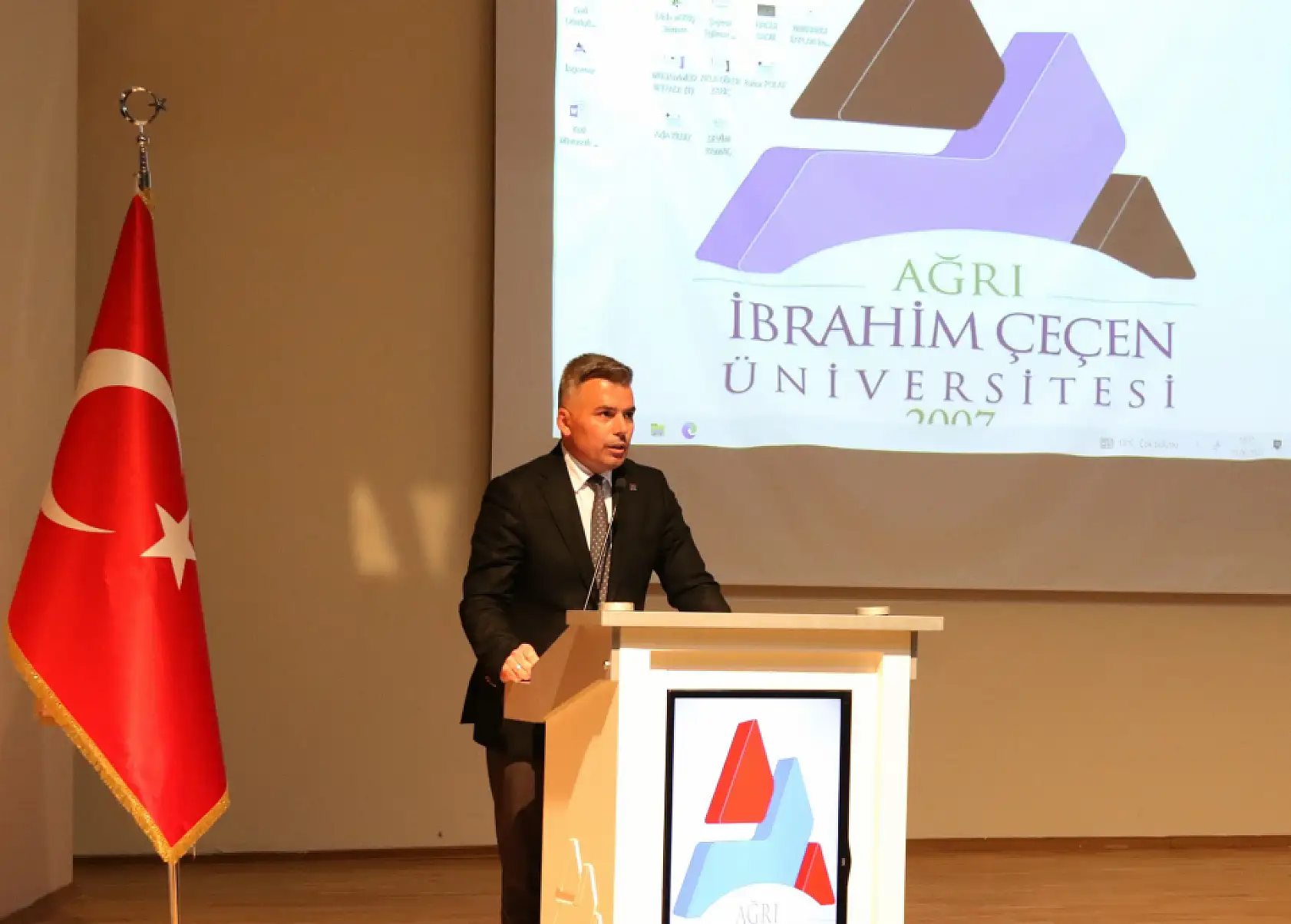 Ağrı'da spor bilimleri öğrencileri projelerini anlattı