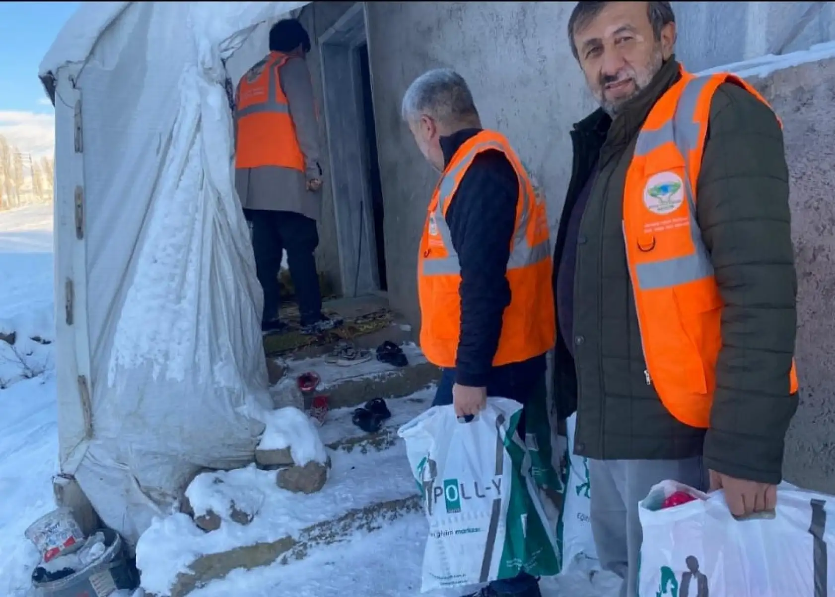 Soğuk kış günlerinde Patnos'tan sıcak bir destek
