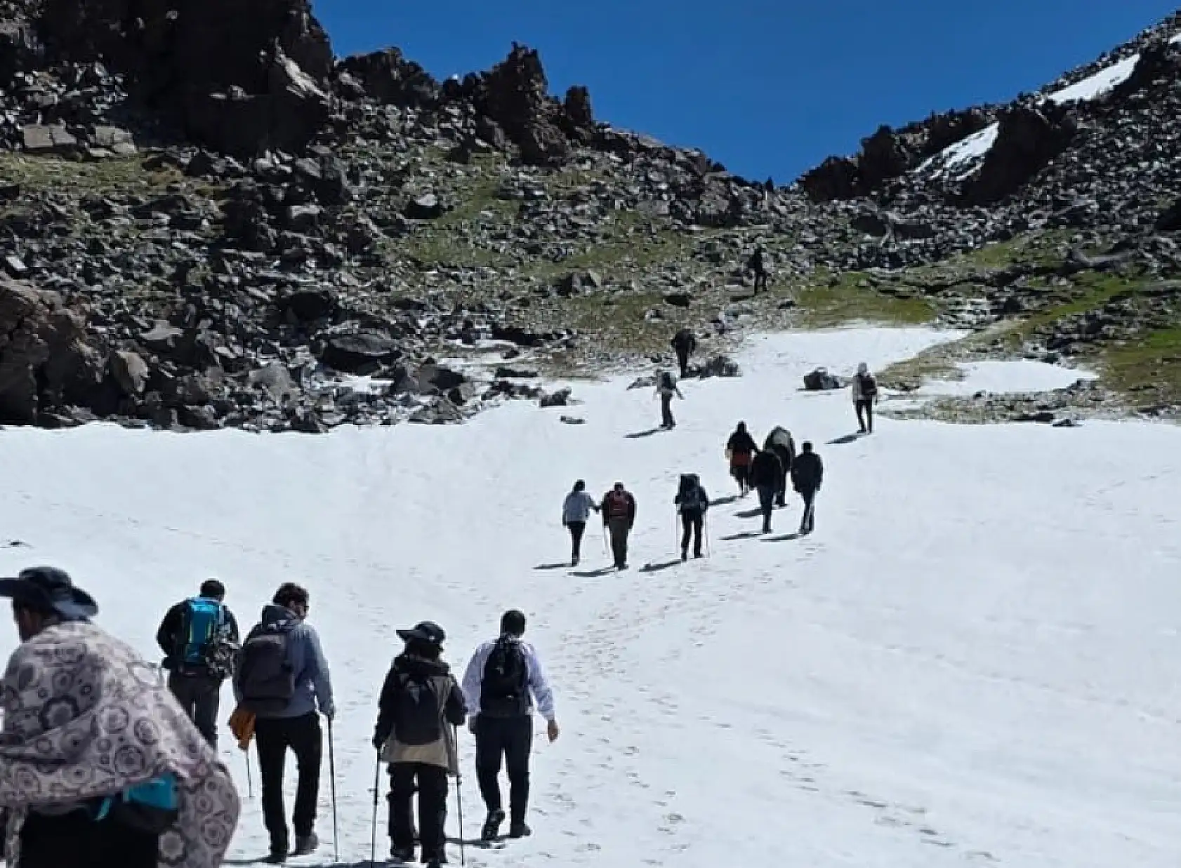 Doğaseverler Ağrı Dağı'nın saklı cennetini keşfetti
