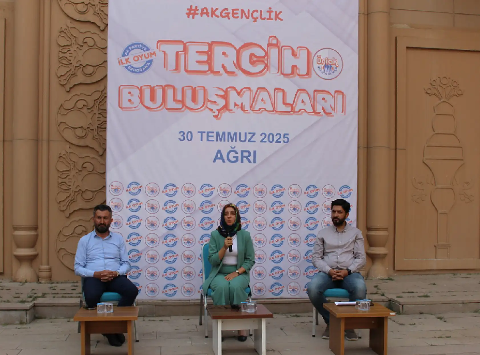 Ağrı'da tercih buluşmaları gençlerin meslek seçimlerine ışık tuttu