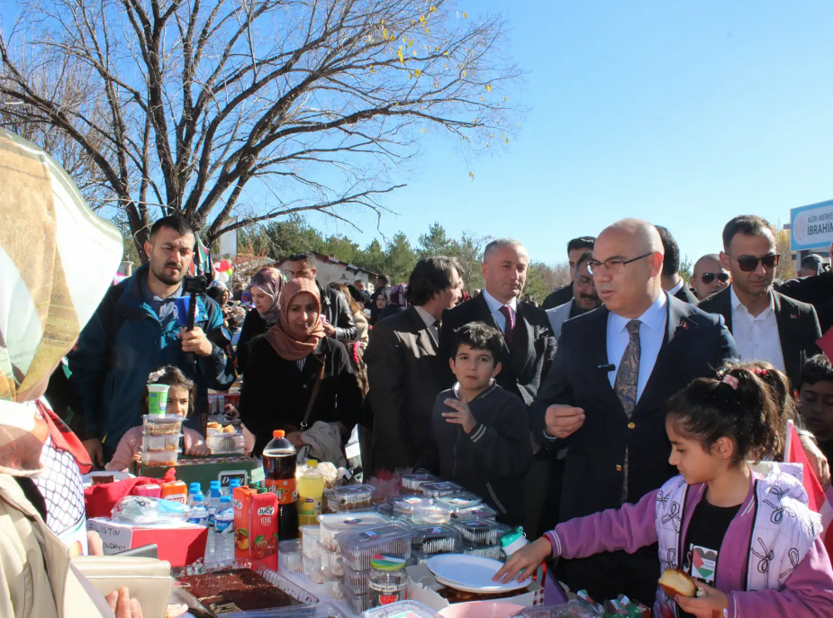 Ağrılı öğrenciler 3 milyon liralık yardımla Gazze'ye umut oldu