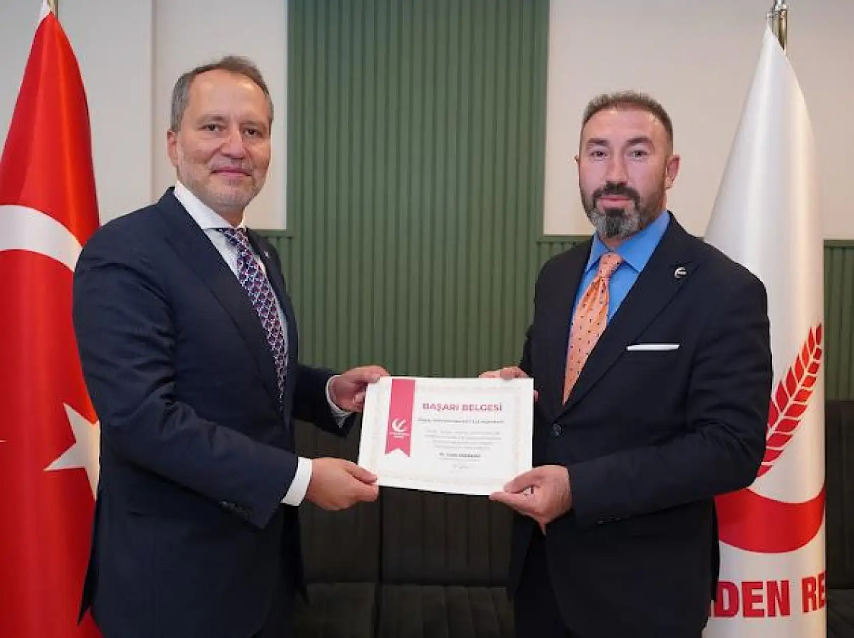 Ağrı Yeniden Refah Partisi, üye sayısında Türkiye birincisi oldu!