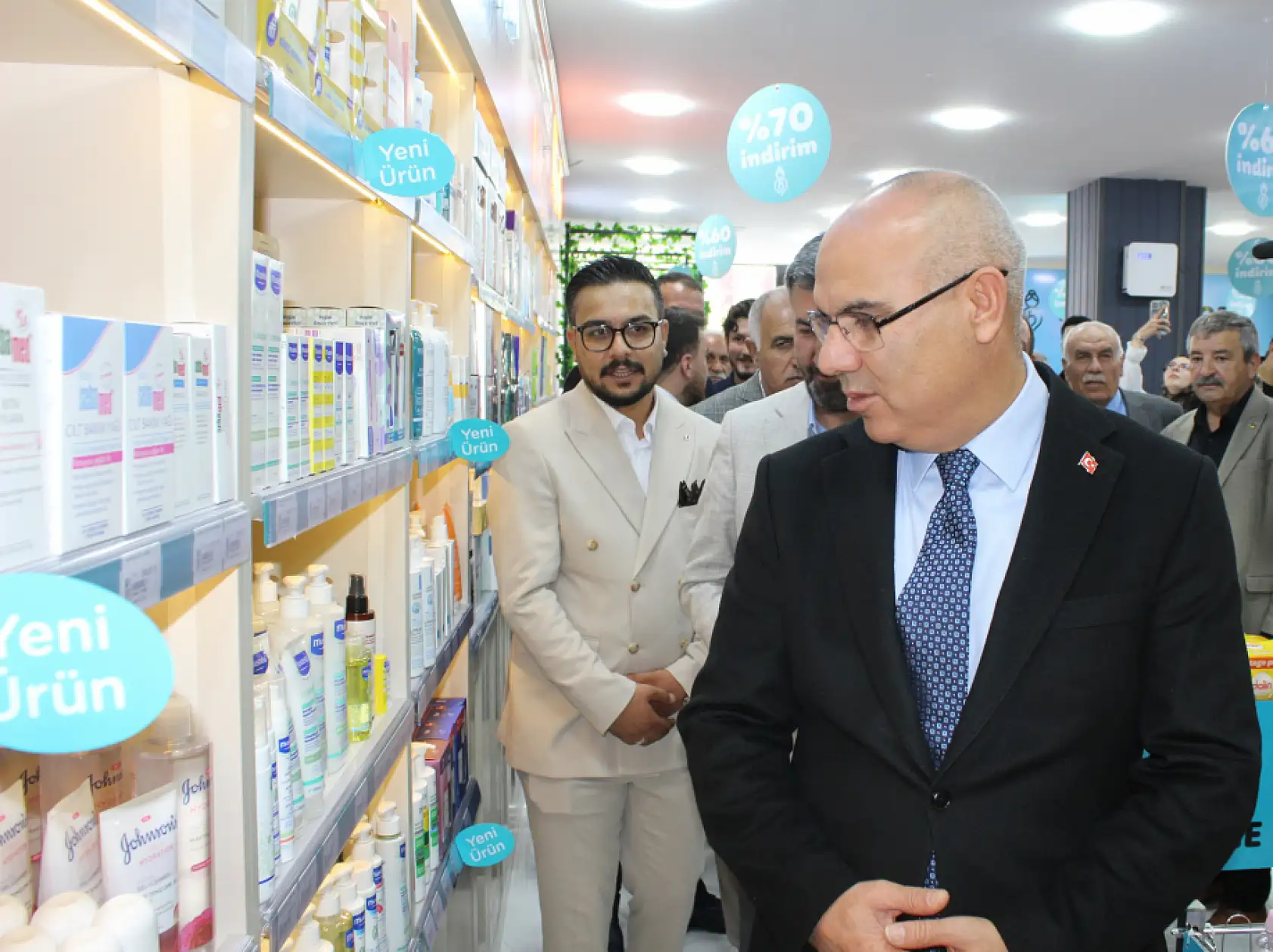 Vali Koç'un katılımıyla Ağrı'da ilk anne ve bebek mağazası açıldı