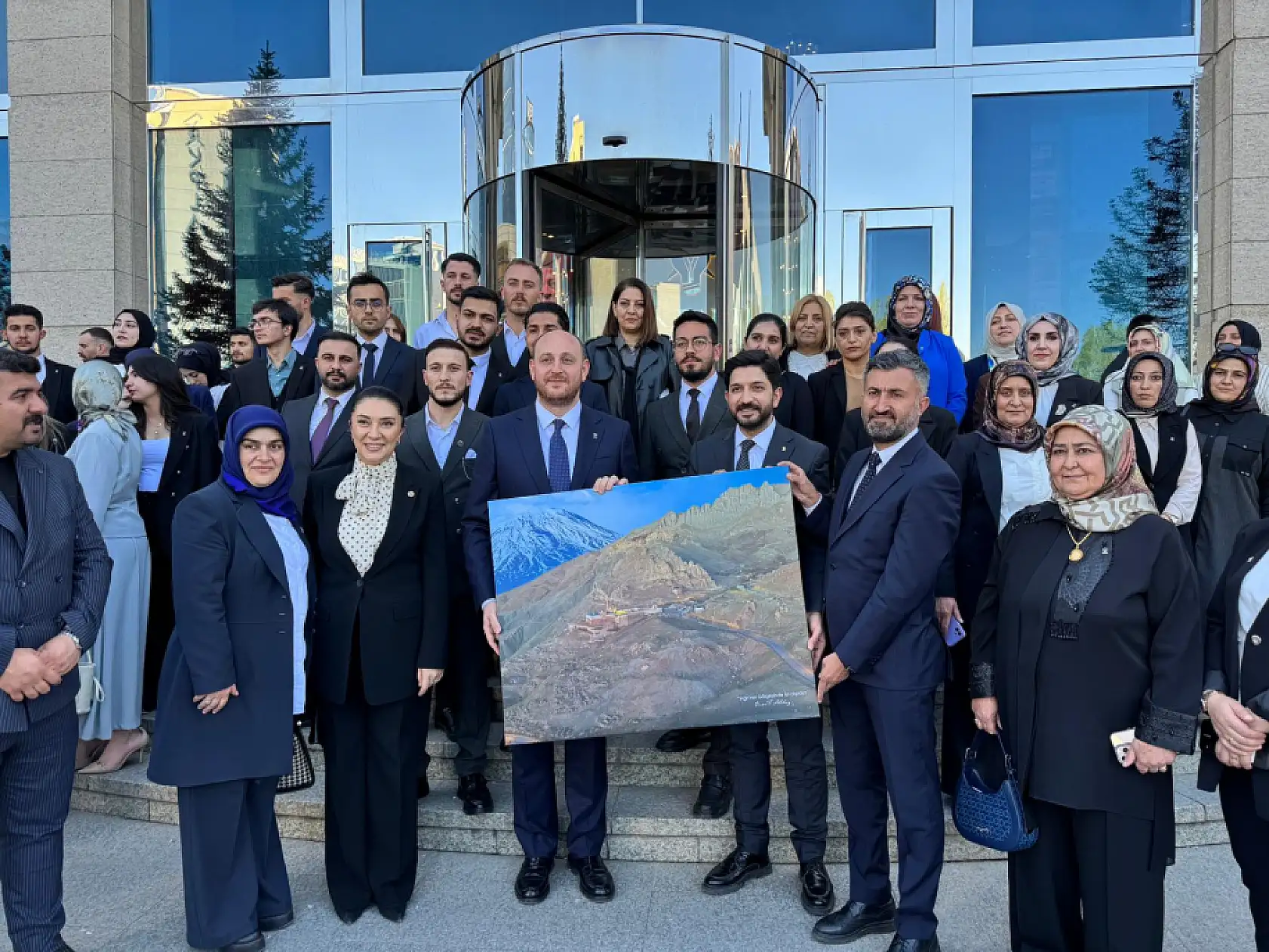 AK Parti Ağrı teşkilatı  Ankara'da önemli temaslarda bulundu