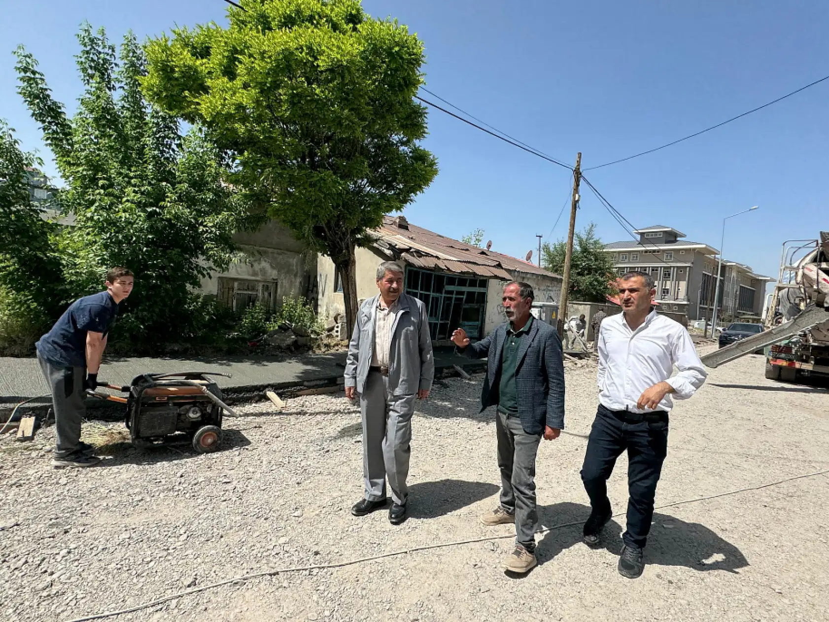 Patnos'ta adım adım dönüşüm: Tatlı Sokak'ta asfalt öncesi son hazırlık