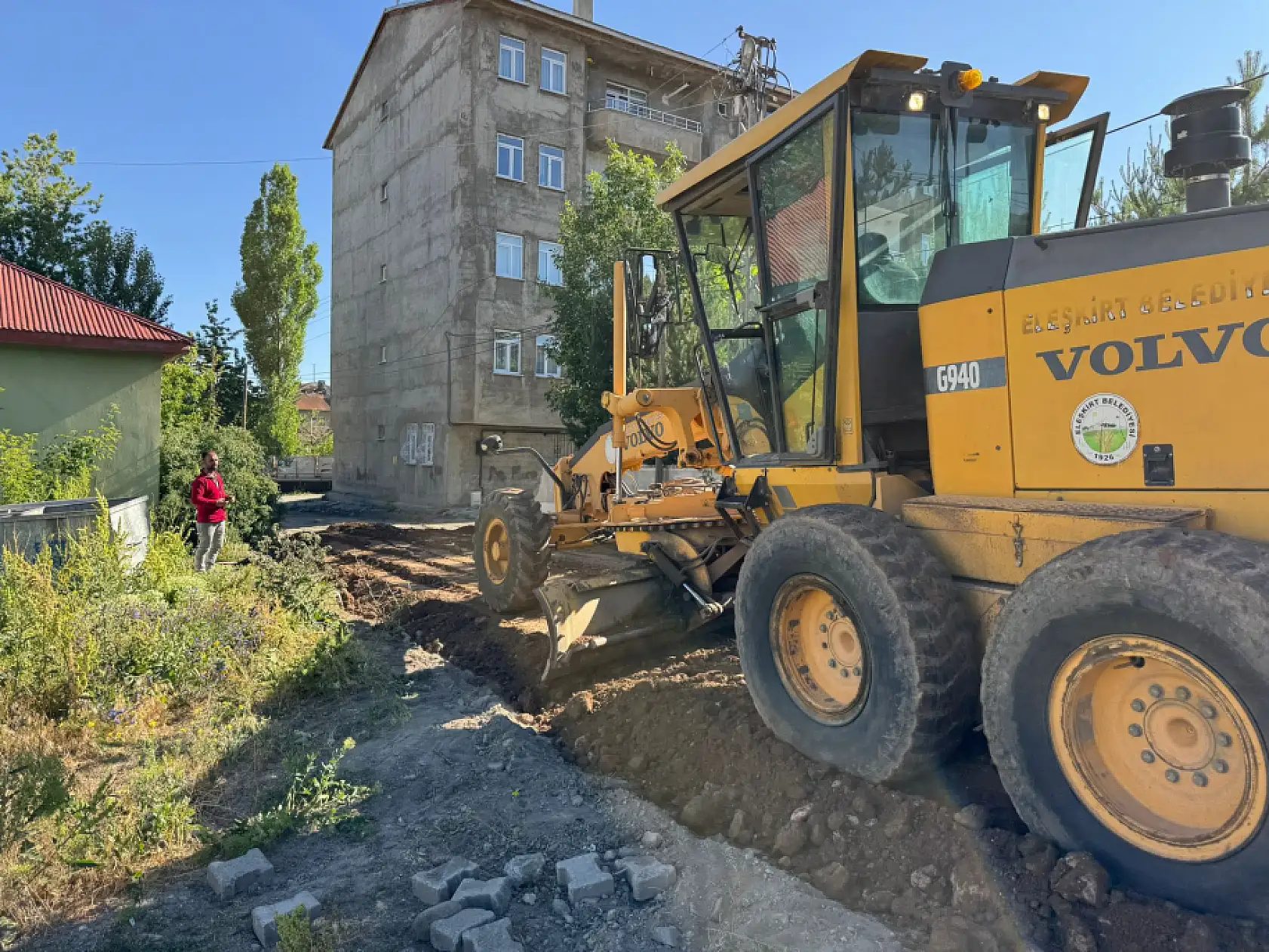 Eleşkirt'te sokak sokak dönüşüm devam ediyor