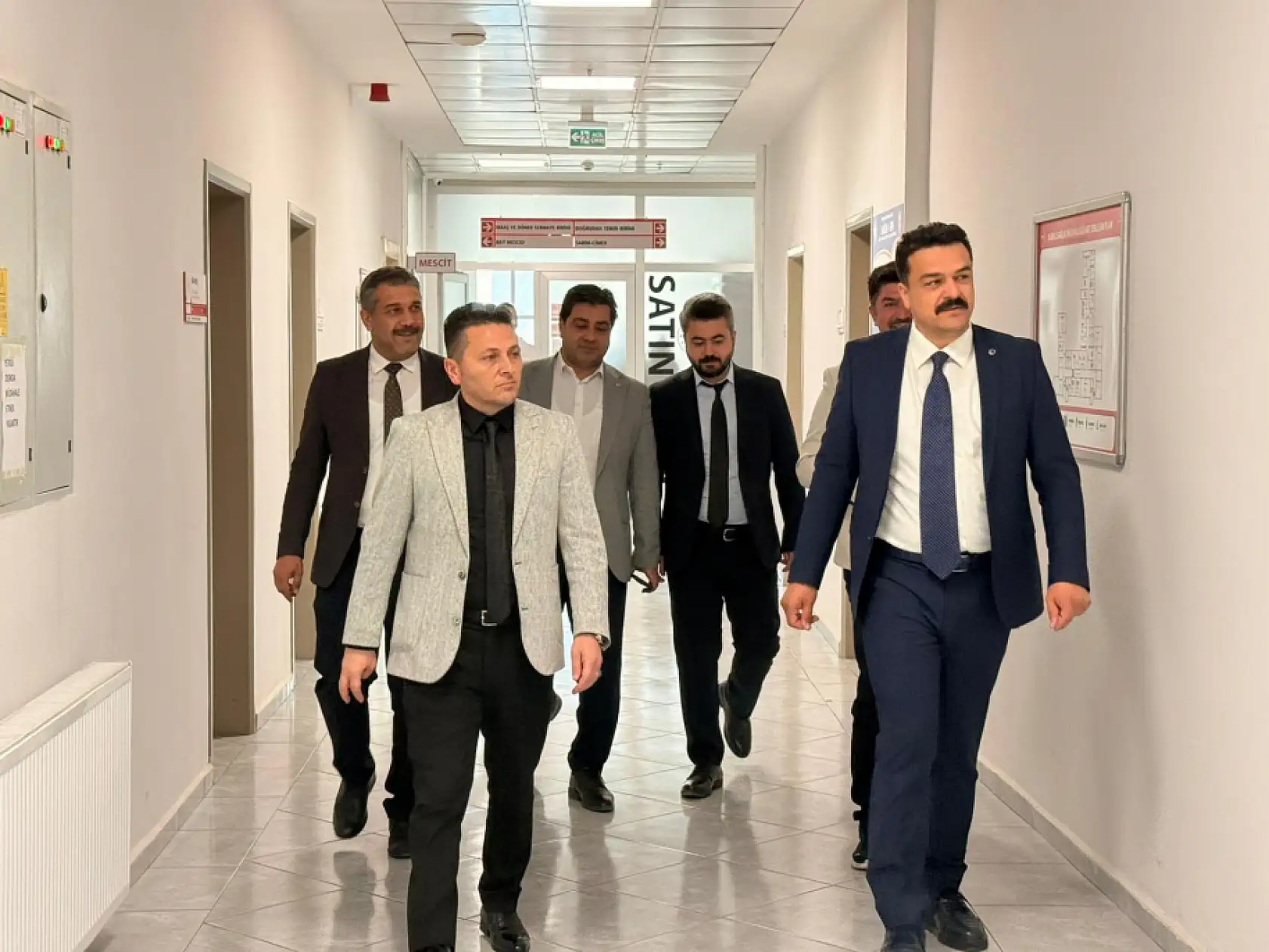Ağrı İl Sağlık Müdürü Dr. Mehmet Acu Fizik Tedavi Hastanesini ziyaret etti