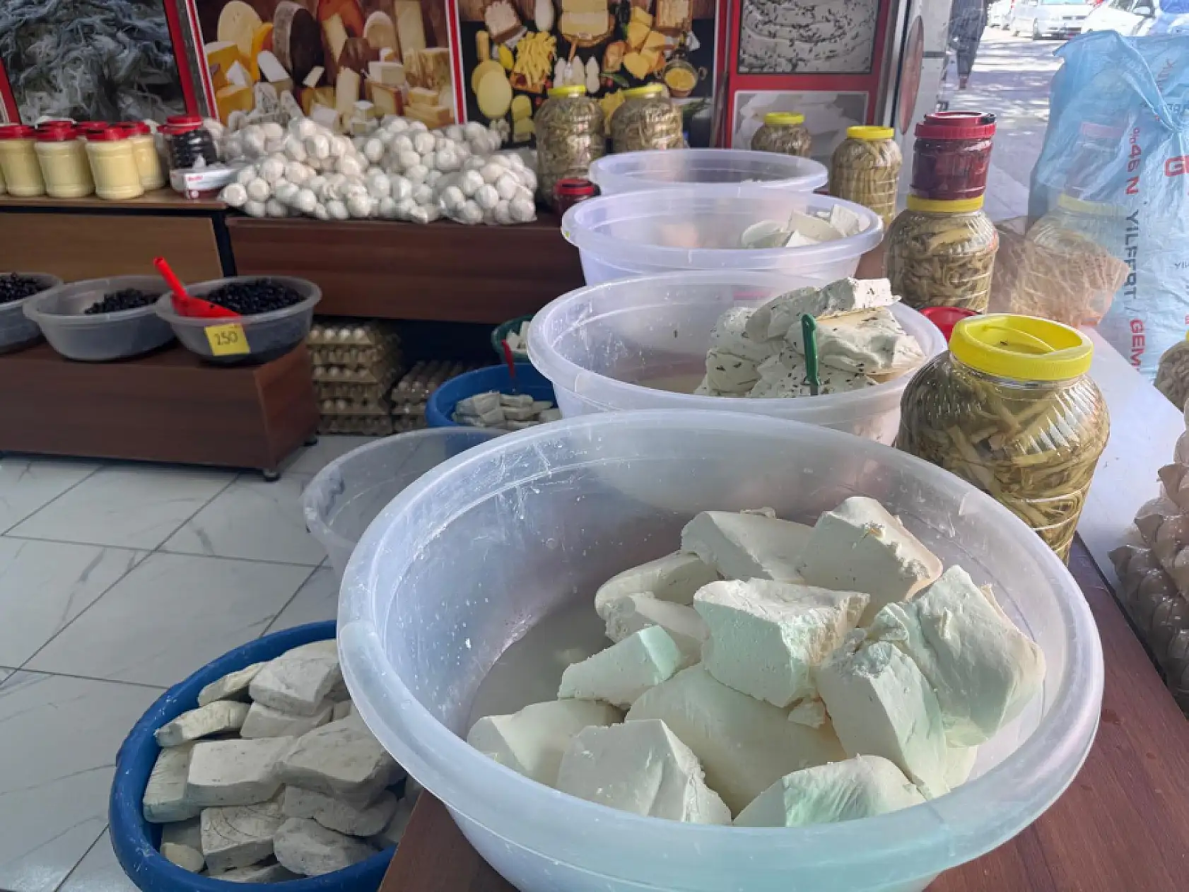 Ağrı'nın yöresel köy lezzetlerine ilgi her geçen gün artıyor