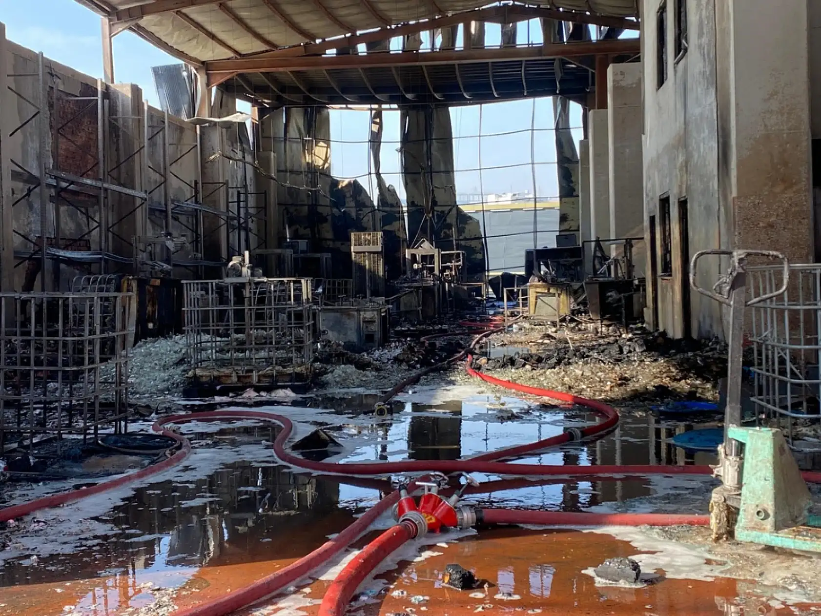 Fabrika faciası Ağrı'ya da ateş düşürdü: 2 kardeş yaşamını yitirdi