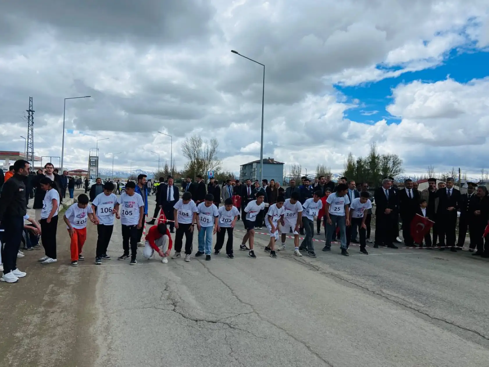 Diyadin'de 19 Mayıs ruhu sokaklara taştı
