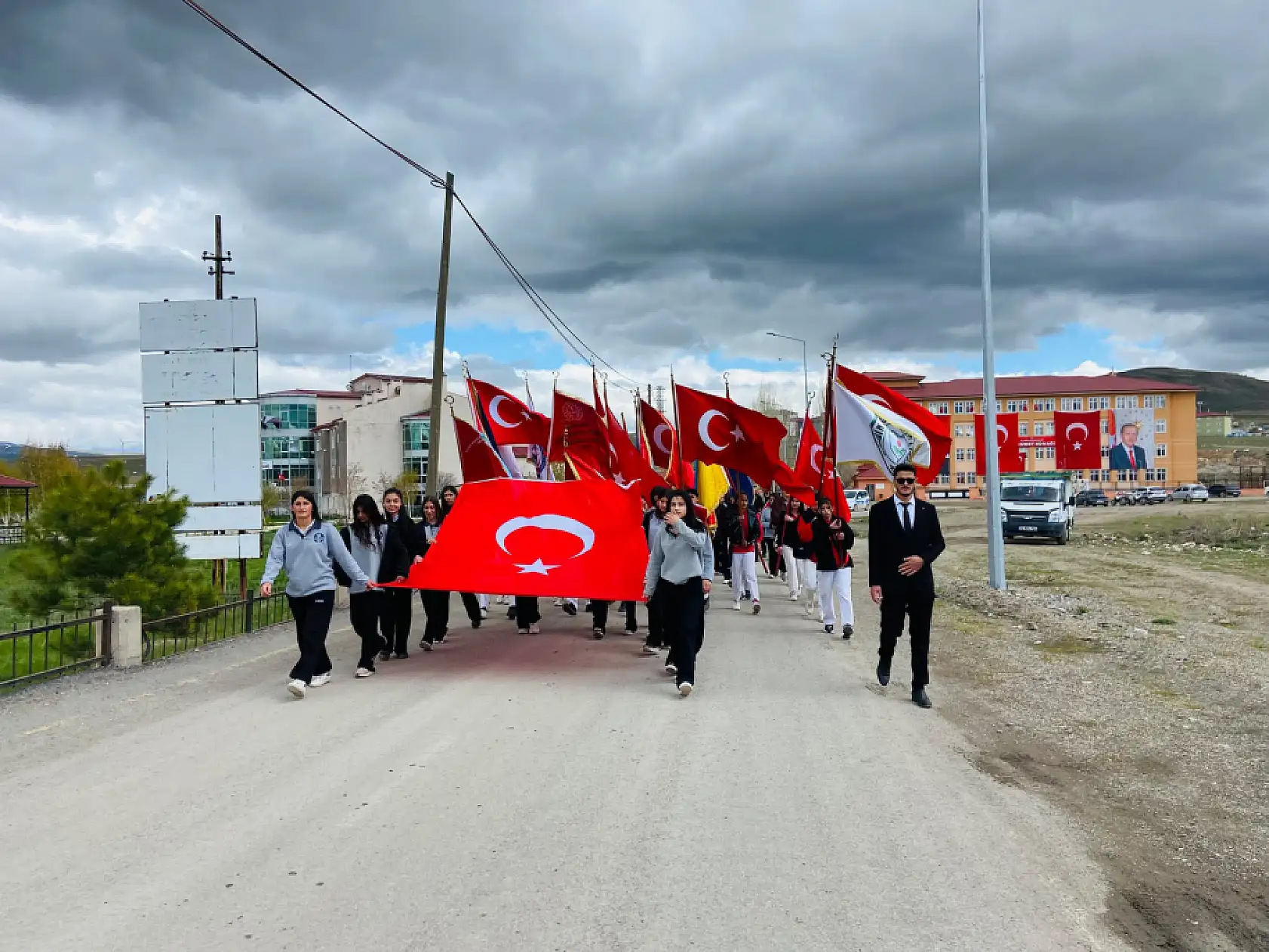 Diyadin'de 19 Mayıs ruhu sokaklara taştı
