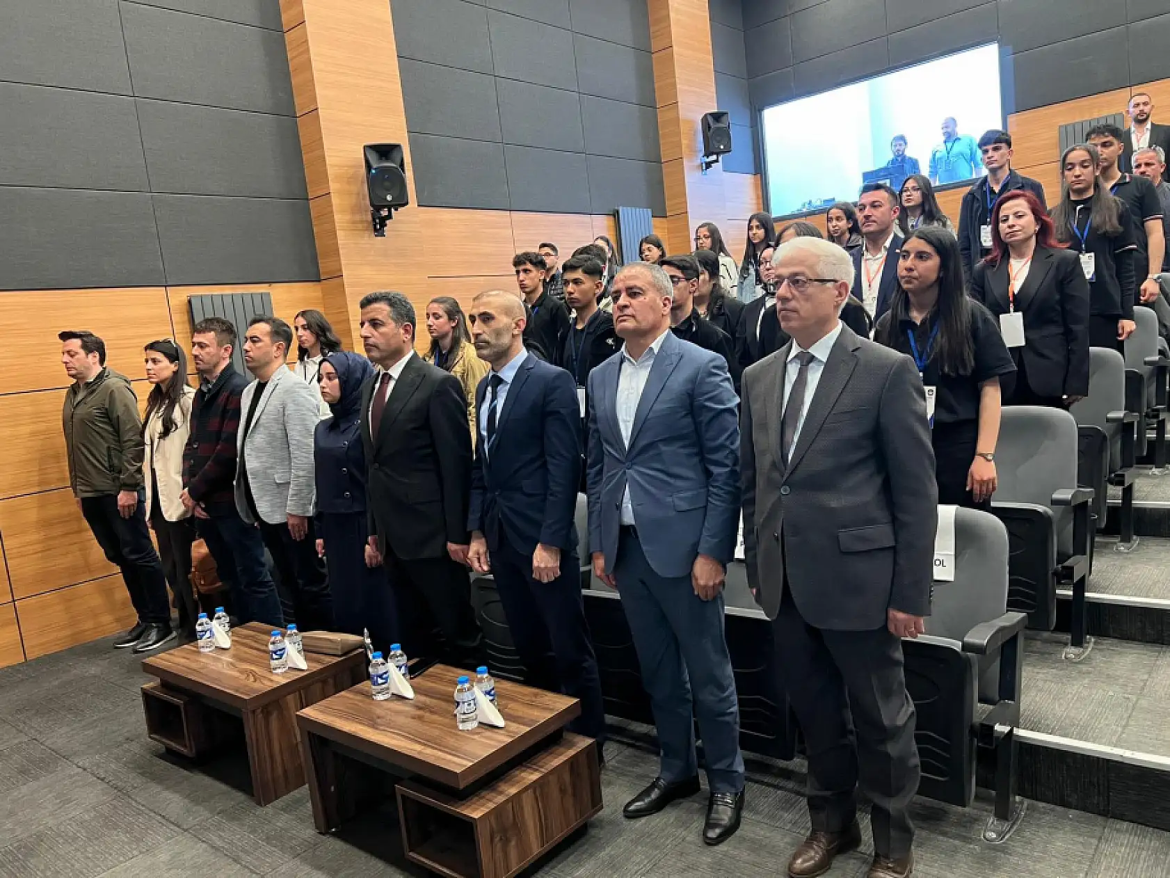 Doğubayazıt'ta genç beyinler bilim için yarıştı