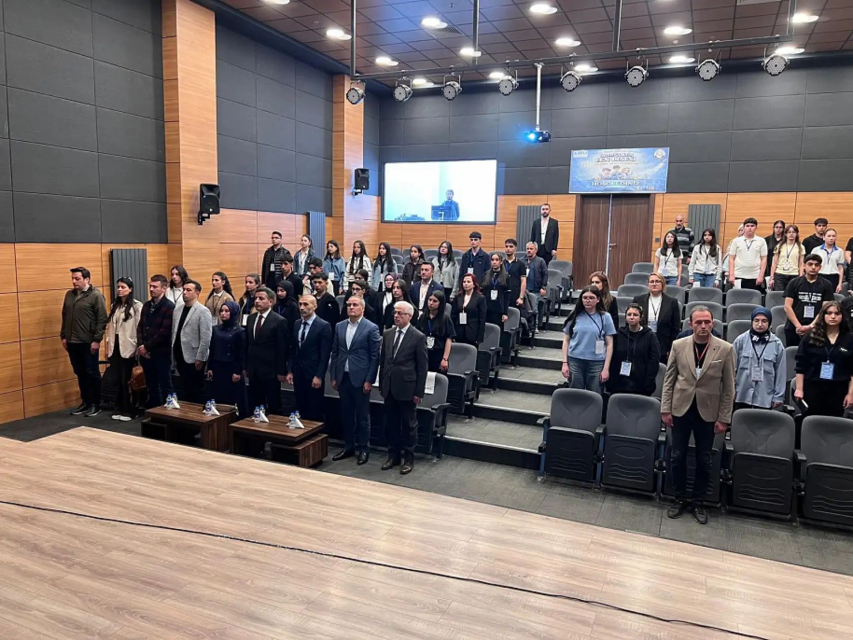 Doğubayazıt'ta genç beyinler bilim için yarıştı