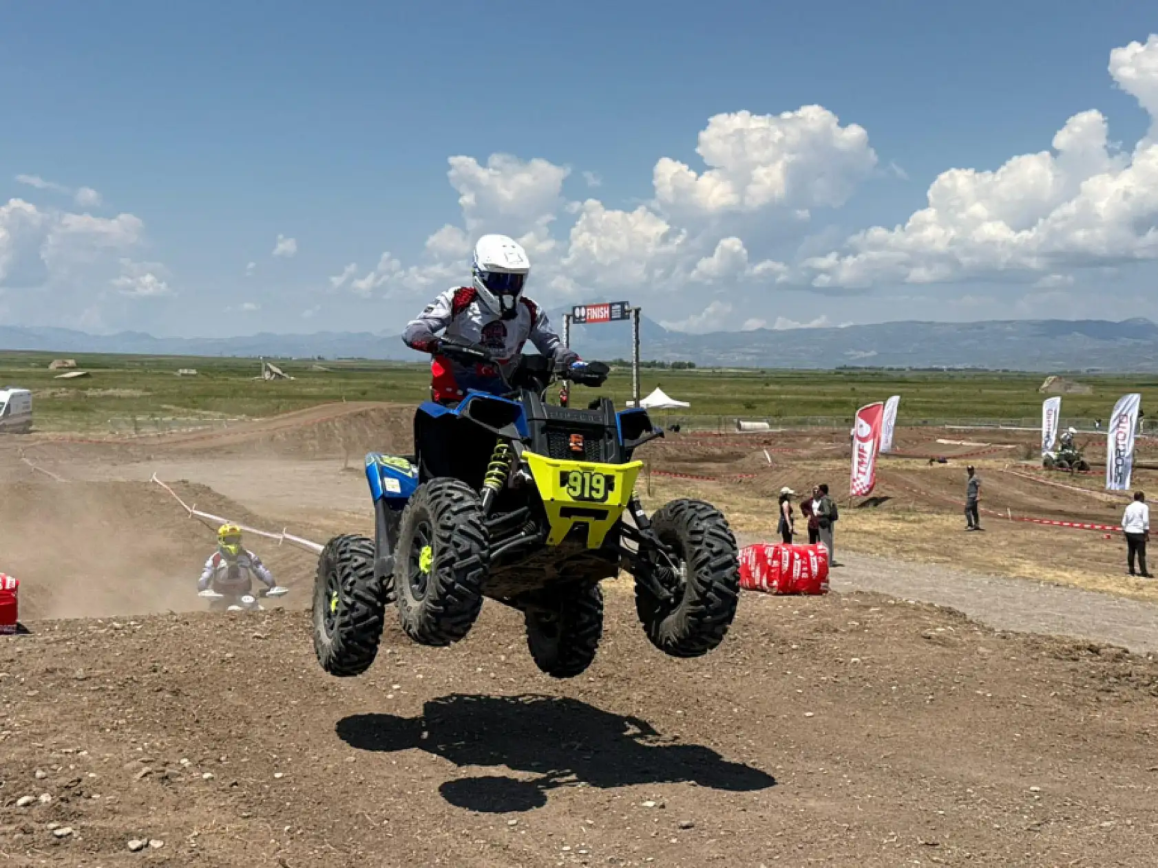 Ağrı'da motor sesleri yükseldi: Enduro ve ATV Şampiyonası başladı