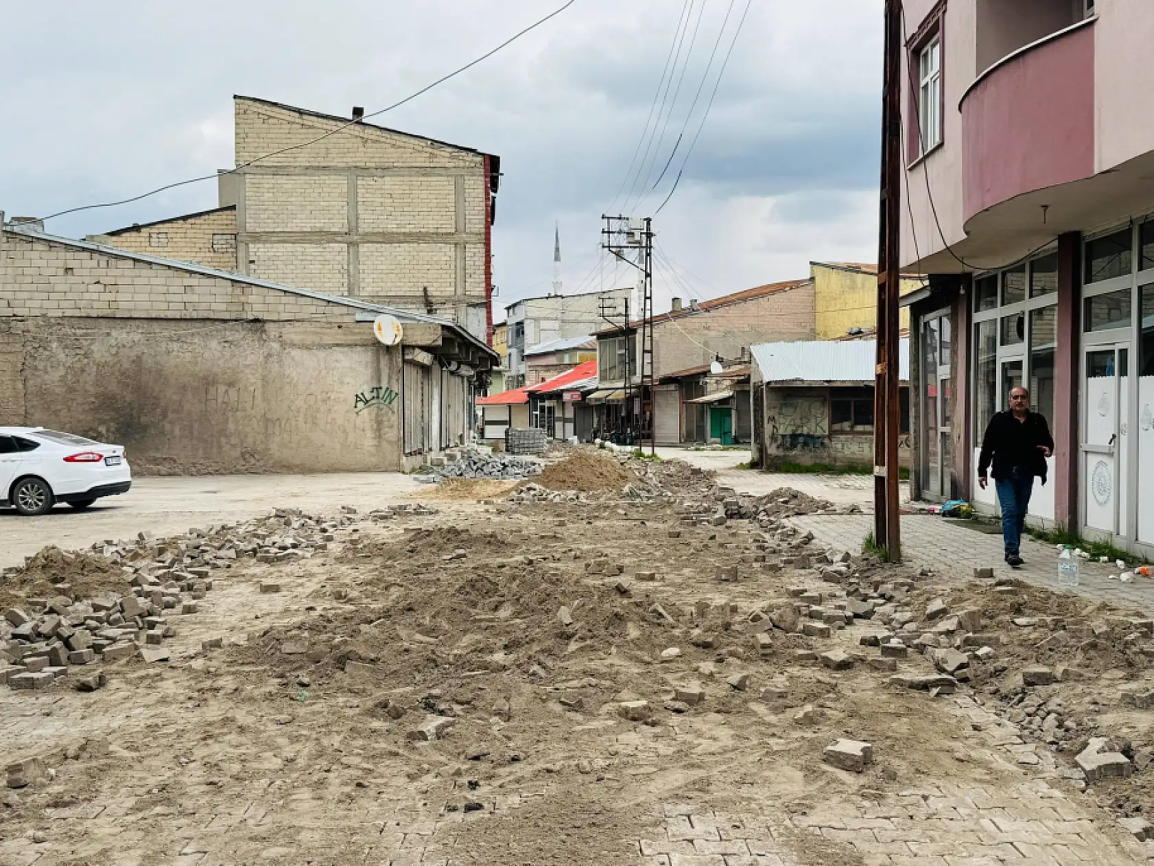 Patnos'ta çamur çilesi sona eriyor