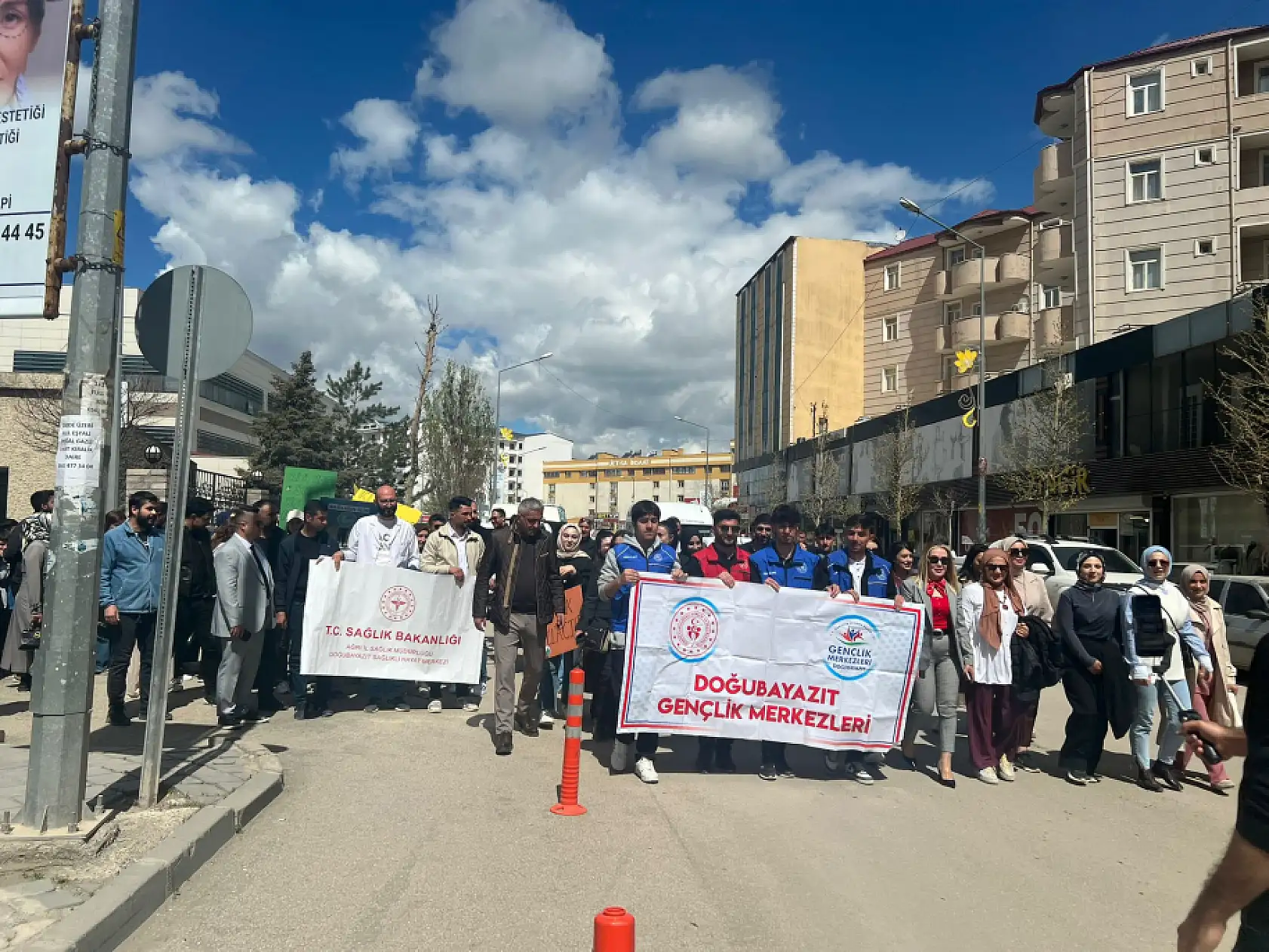 Sağlıklı yaşam için Doğubayazıt'ta adım attılar