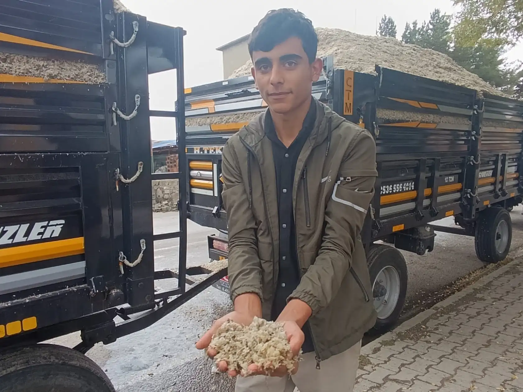 Ağrı'da besicilerin kışlık yem telaşı başladı! Şeker pancarı posasının tonu 2 bin TL