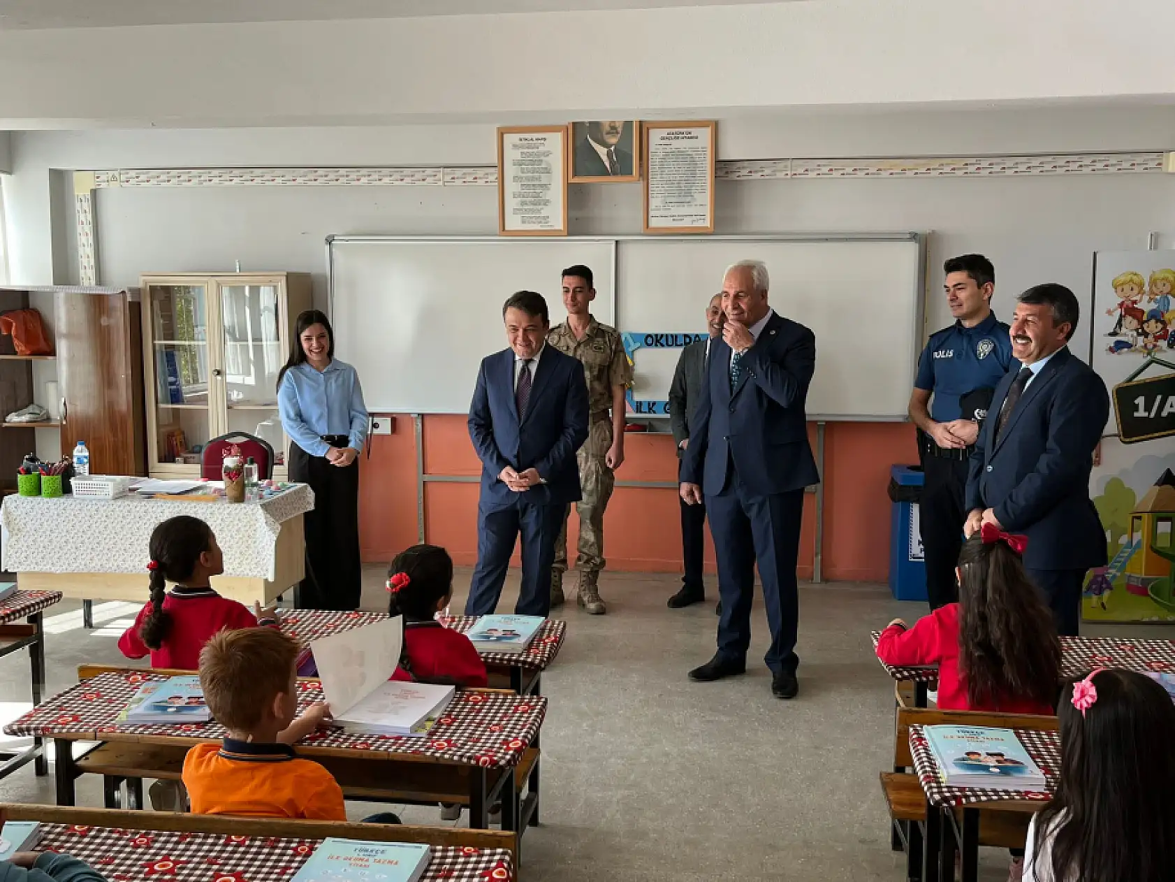 Eleşkirt'te eğitim-öğretim yılı Esentepe İlkokulu'nda coşkuyla başladı