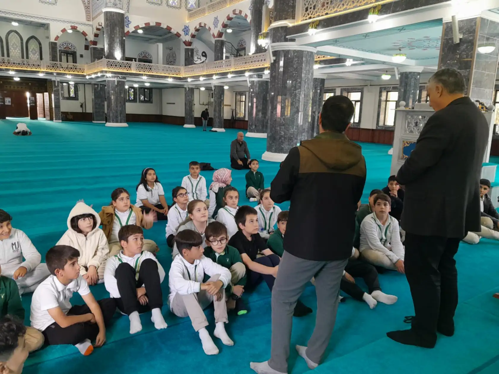 Ağrı Doğa Koleji'nden manevi atmosferde farkındalık ziyareti