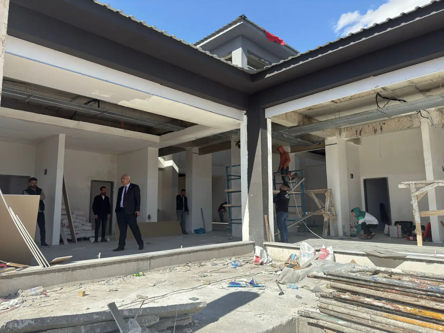 Başkan Yakut'tan yoğun saha mesaisi