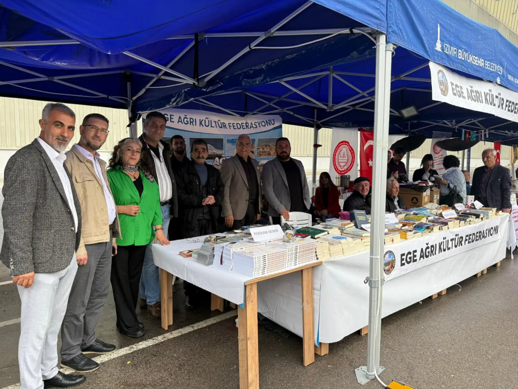 Ağrı'nın yazarları İzmir'de okurlarıyla buluştu