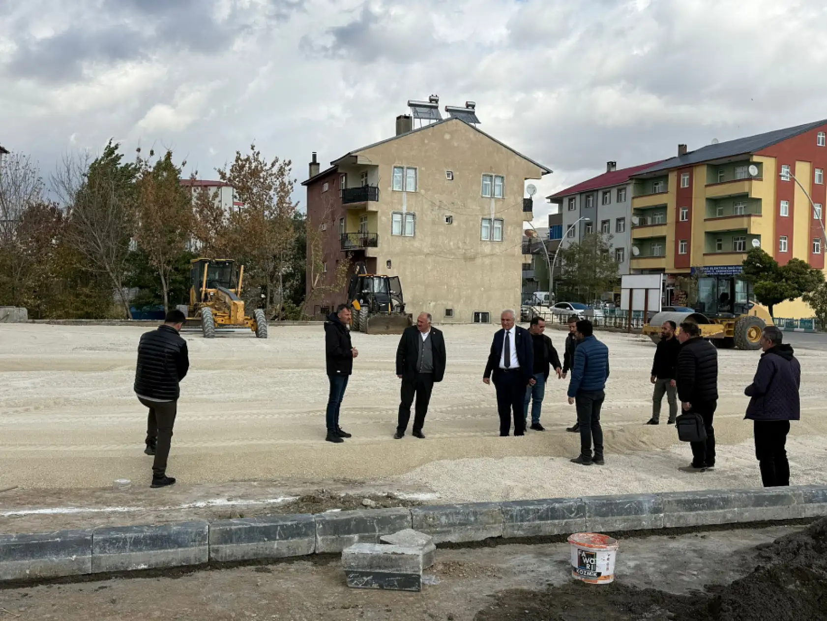 Eleşkirt Belediyesi, kendi kaynaklarıyla inşa ettiği yeni otogarda sona yaklaşıyor